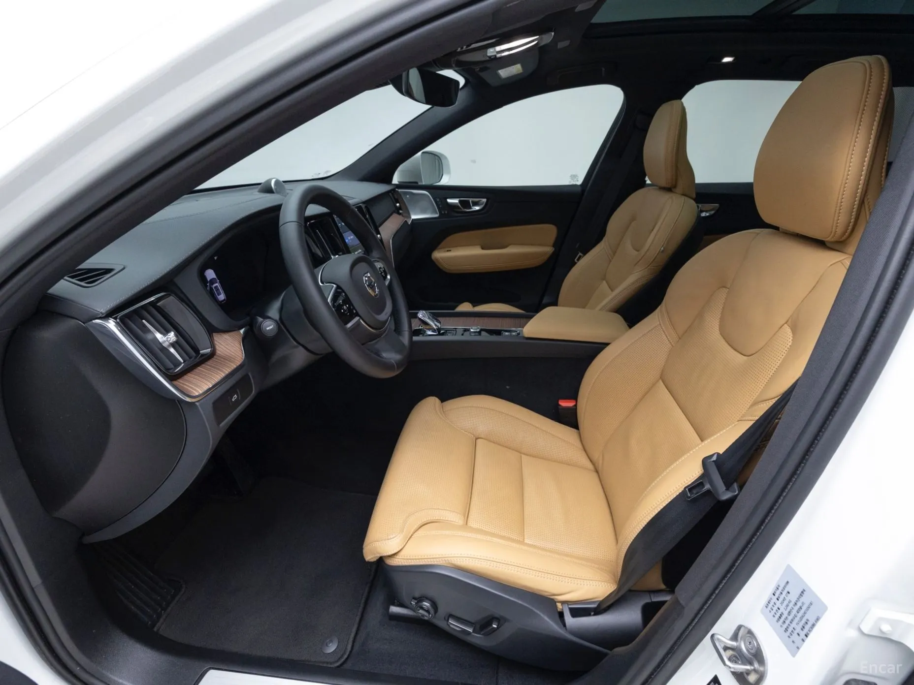 Volvo XC60 Gen 2 превью 10