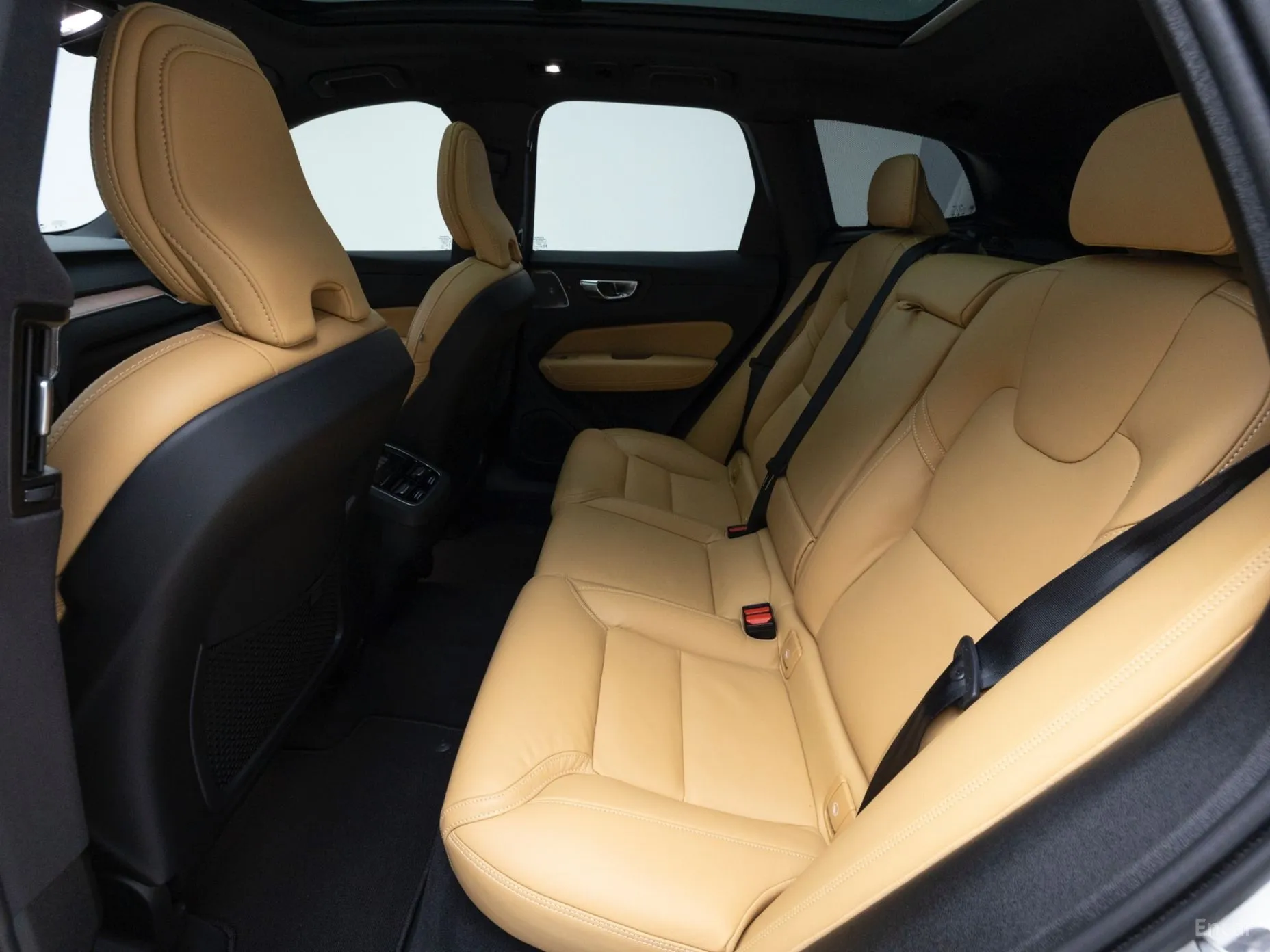 Volvo XC60 Gen 2 превью 11