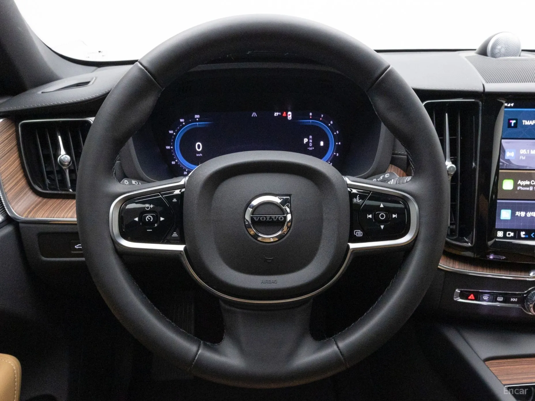 Volvo XC60 Gen 2 превью 13