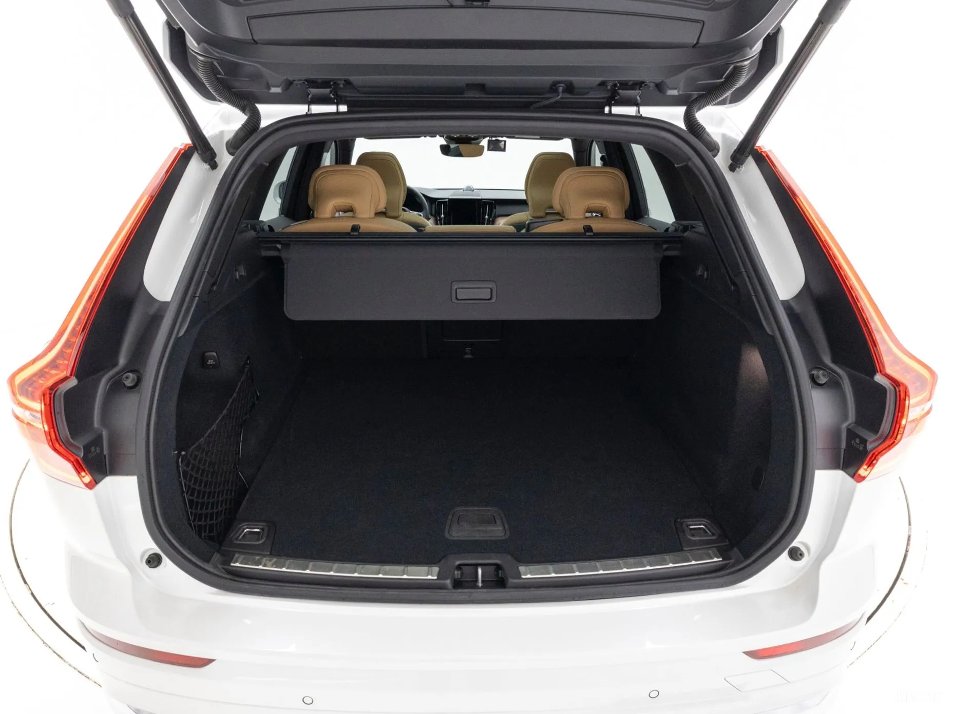 Volvo XC60 Gen 2 превью 19