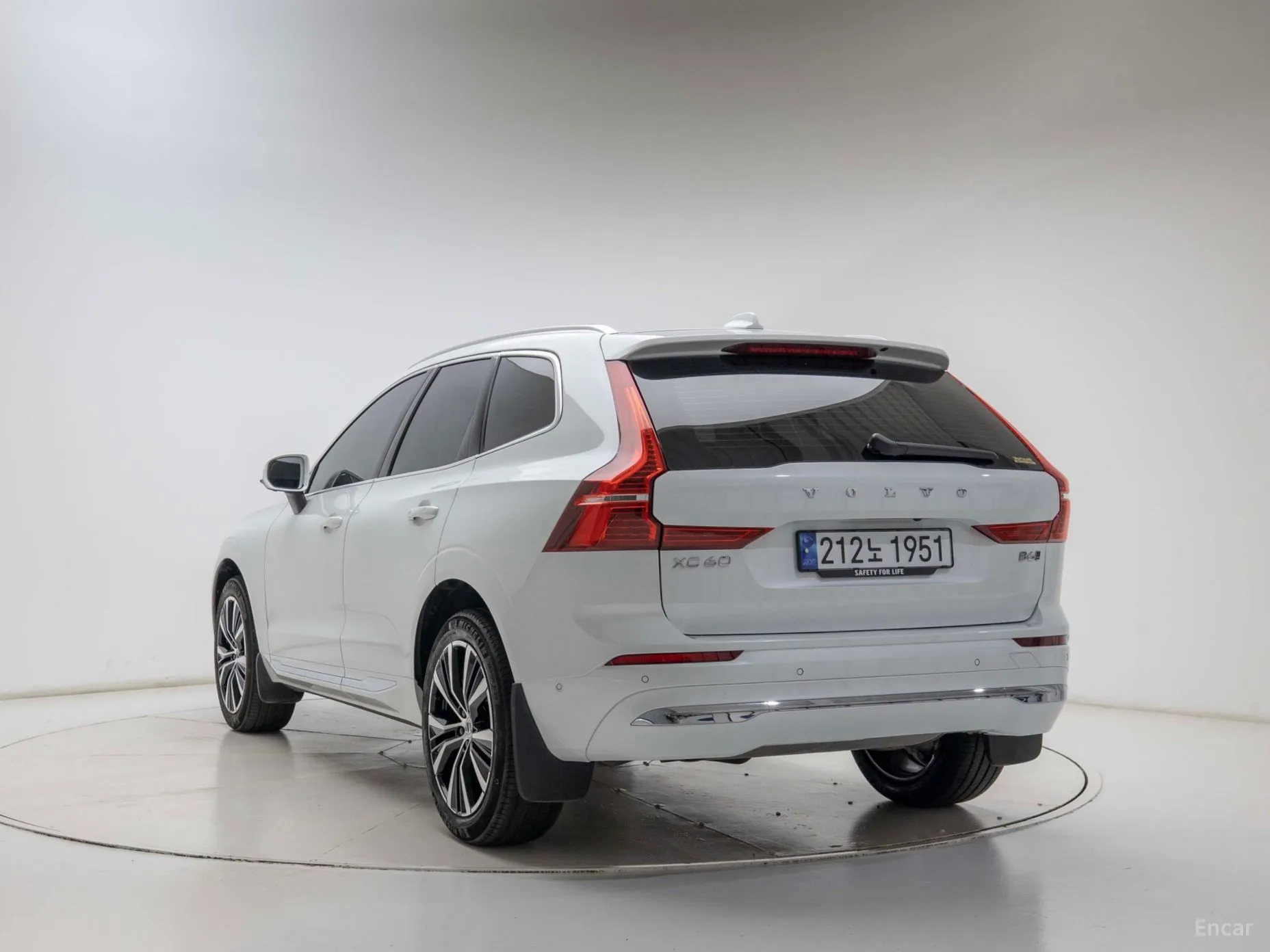 Volvo XC60 Gen 2 превью 4