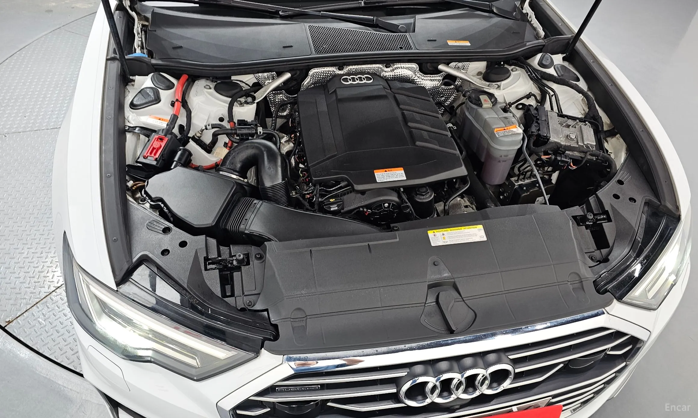 Audi A6 (C8) превью 6