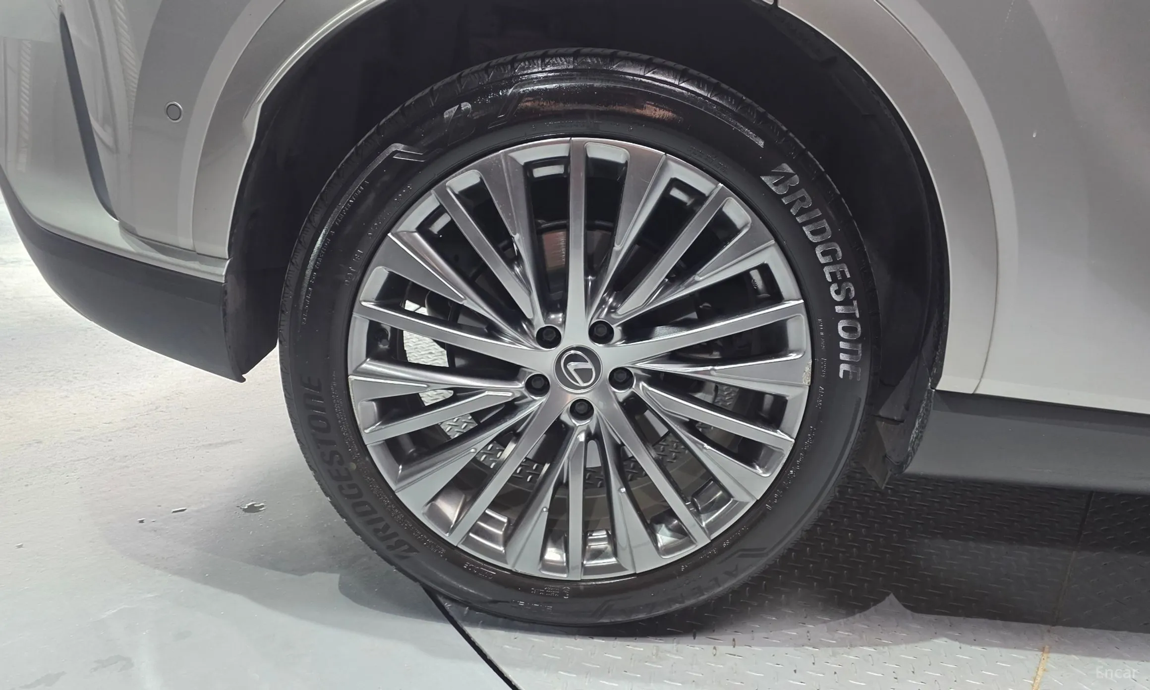 Lexus RX350h 5th Generation превью 5