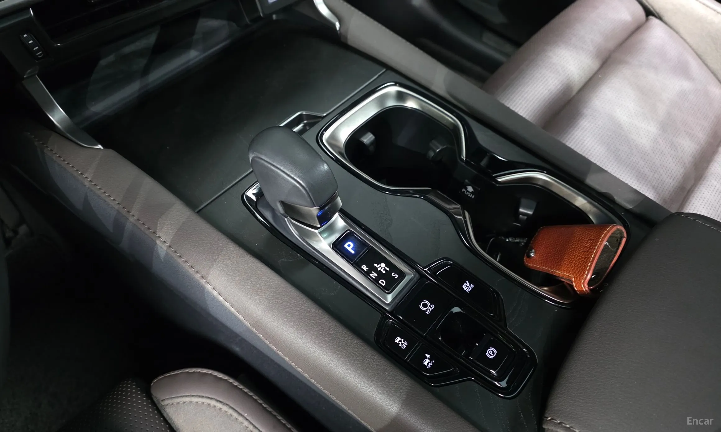 Lexus RX350h 5th Generation превью 9