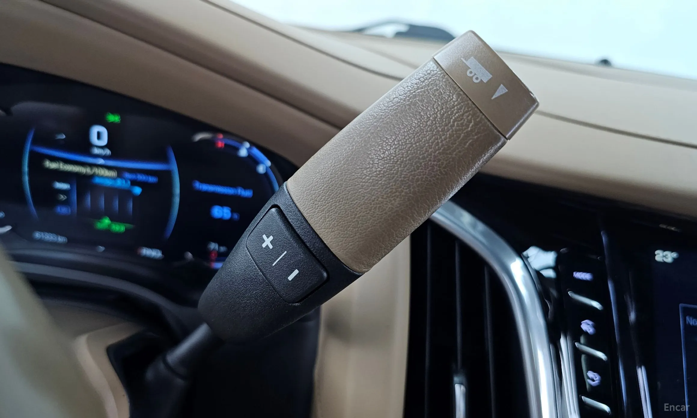 Cadillac Escalade превью 9