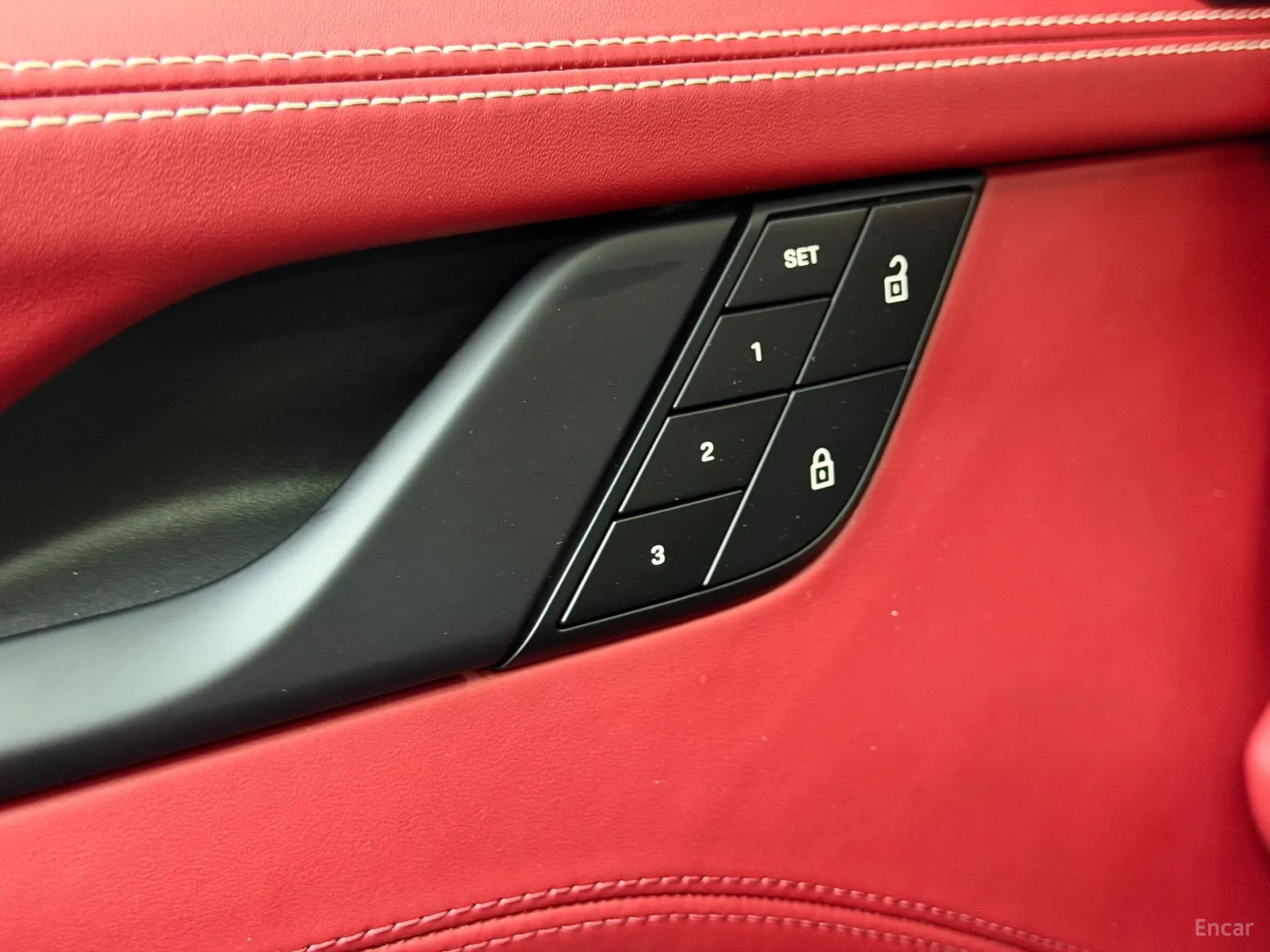 Porsche 911 (992) превью 15