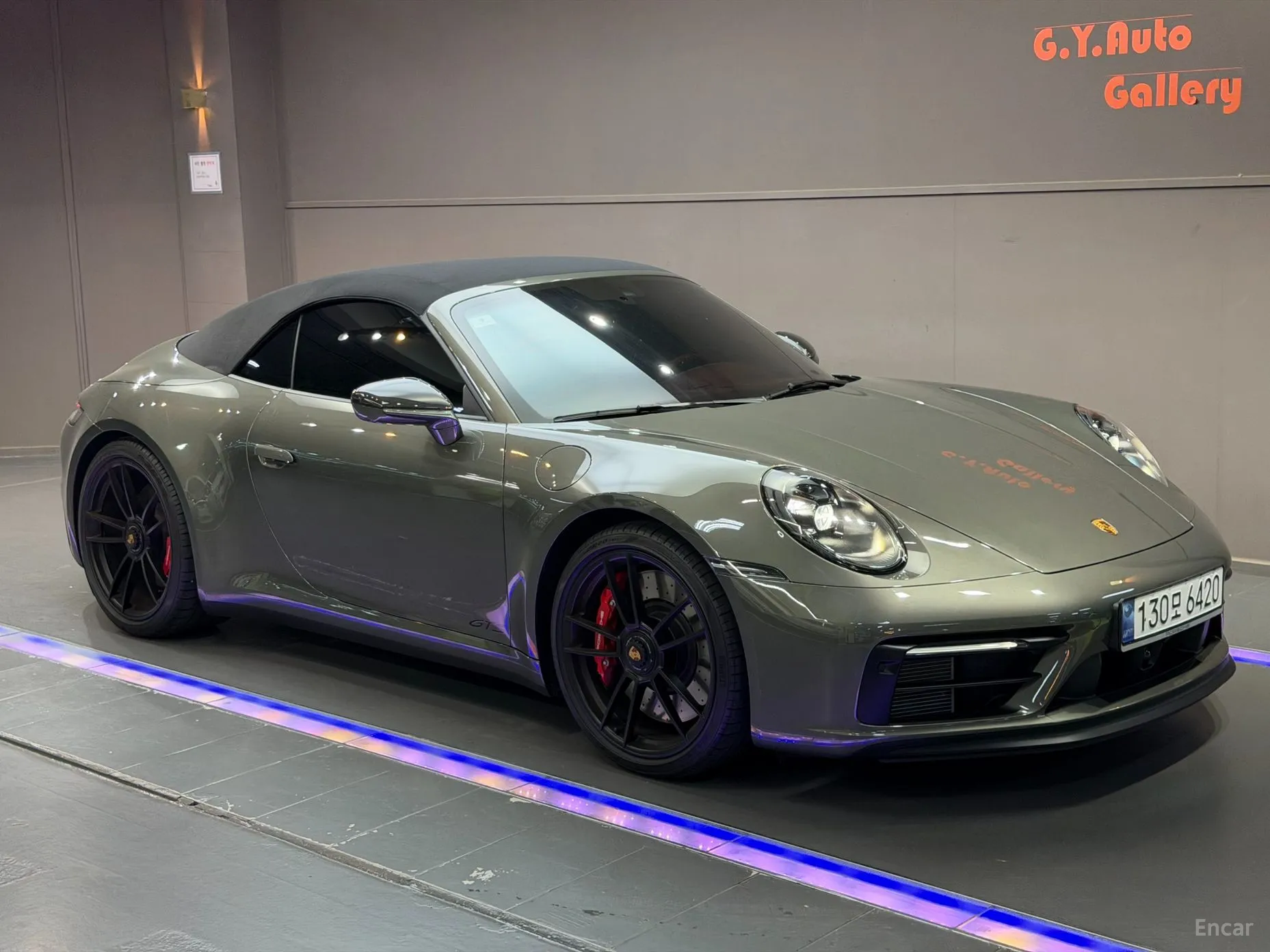 Porsche 911 (992) превью 18