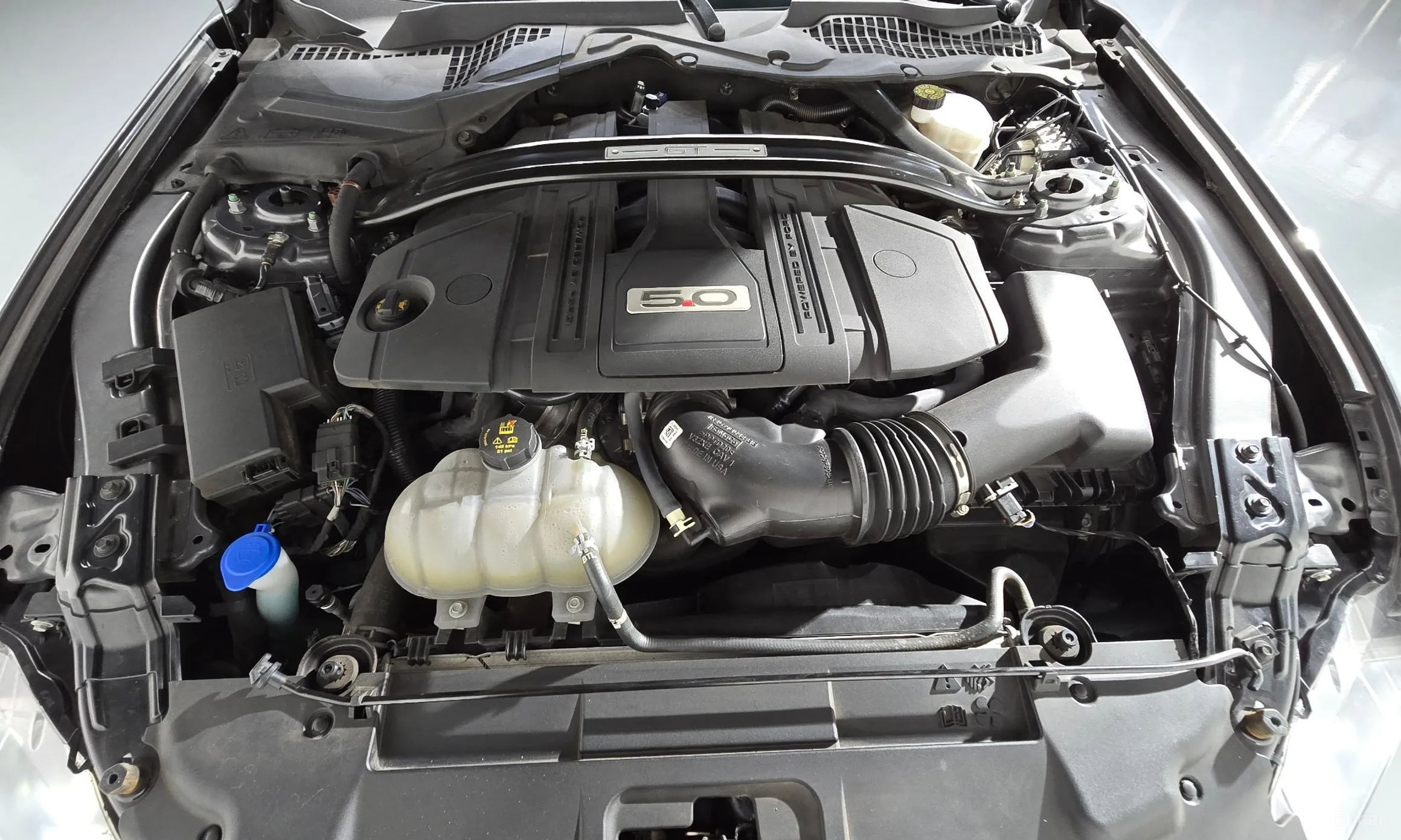 Ford Mustang превью 6