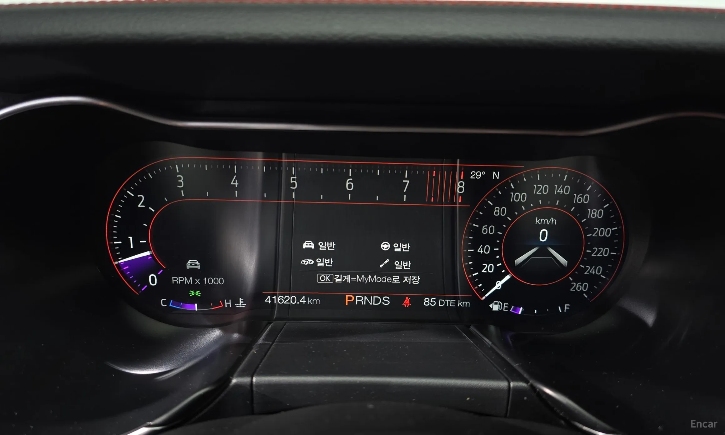 Ford Mustang превью 8