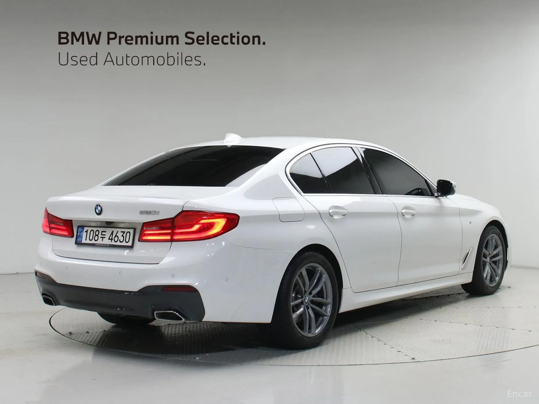 BMW 5 Series (G30) превью 2
