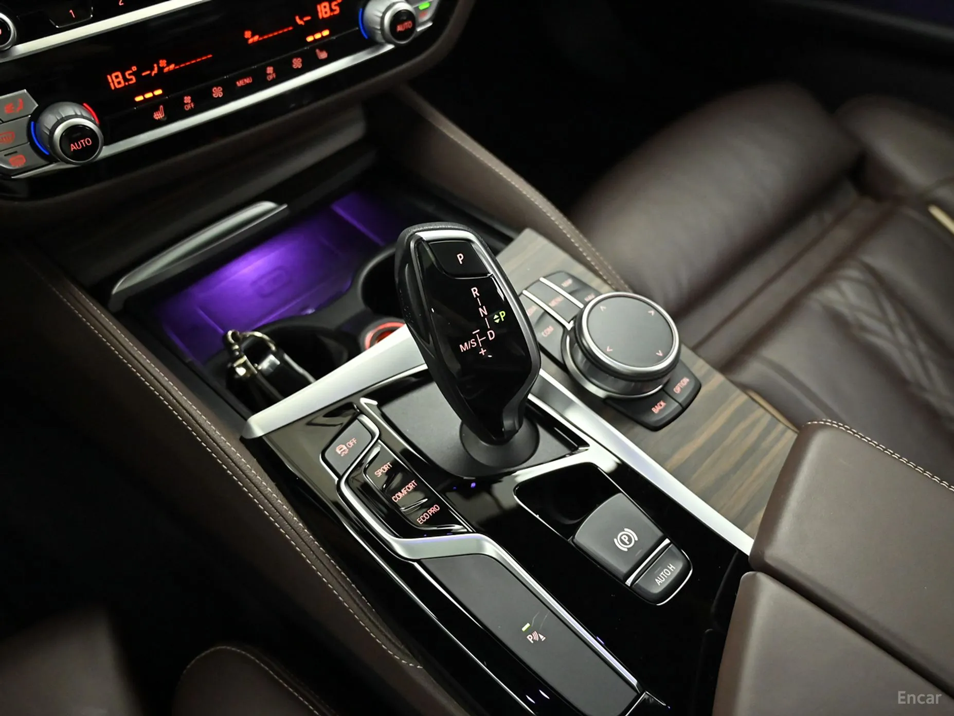 BMW 5 Series (G30) превью 9
