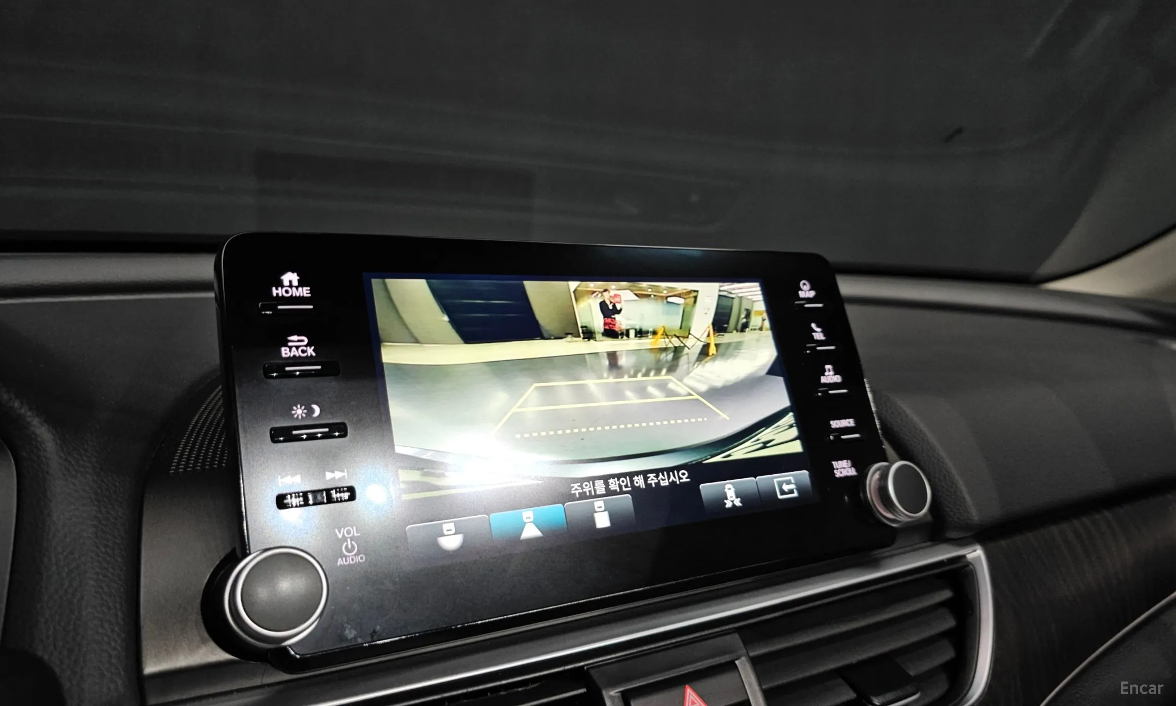 Honda Accord 10th Generation превью 14
