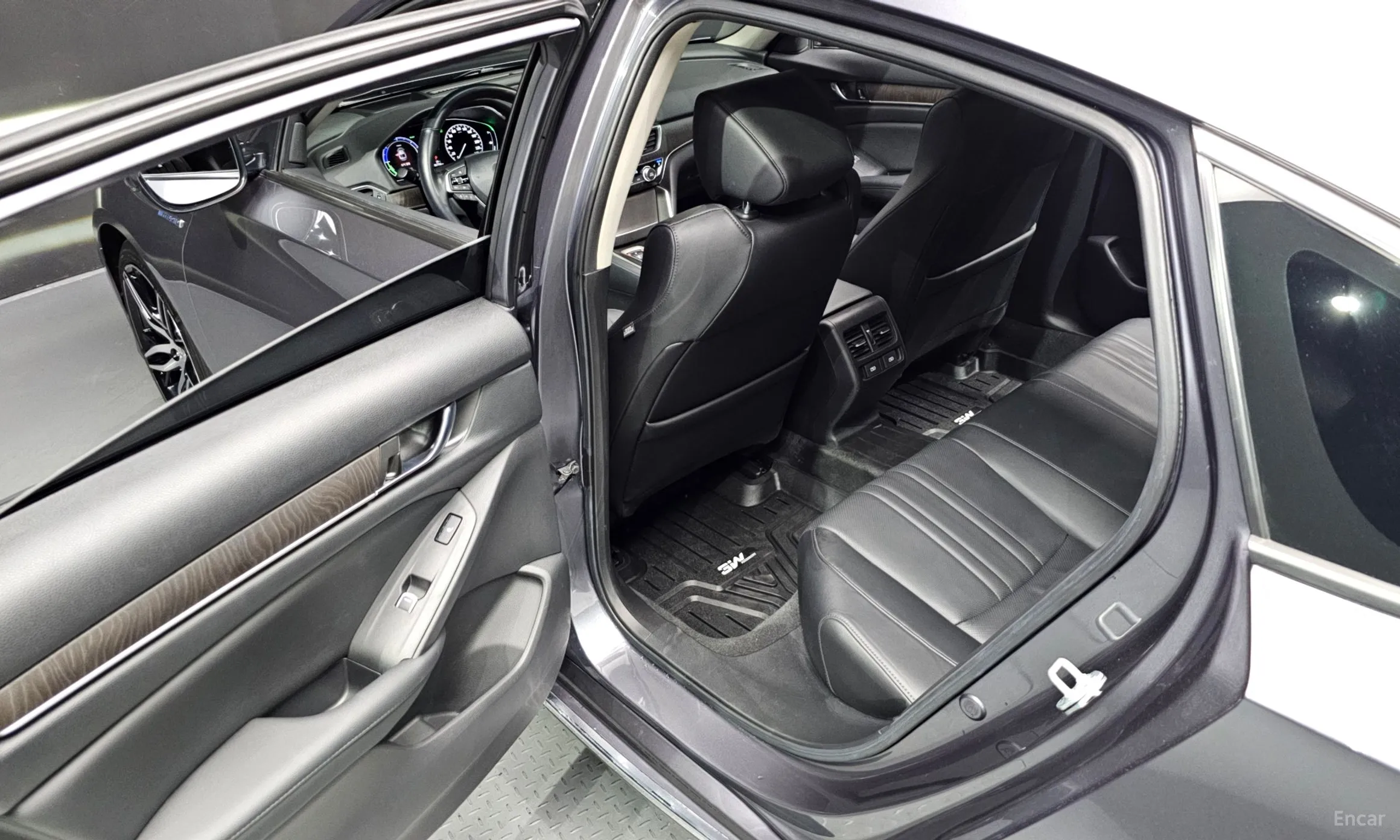 Honda Accord 10th Generation превью 16