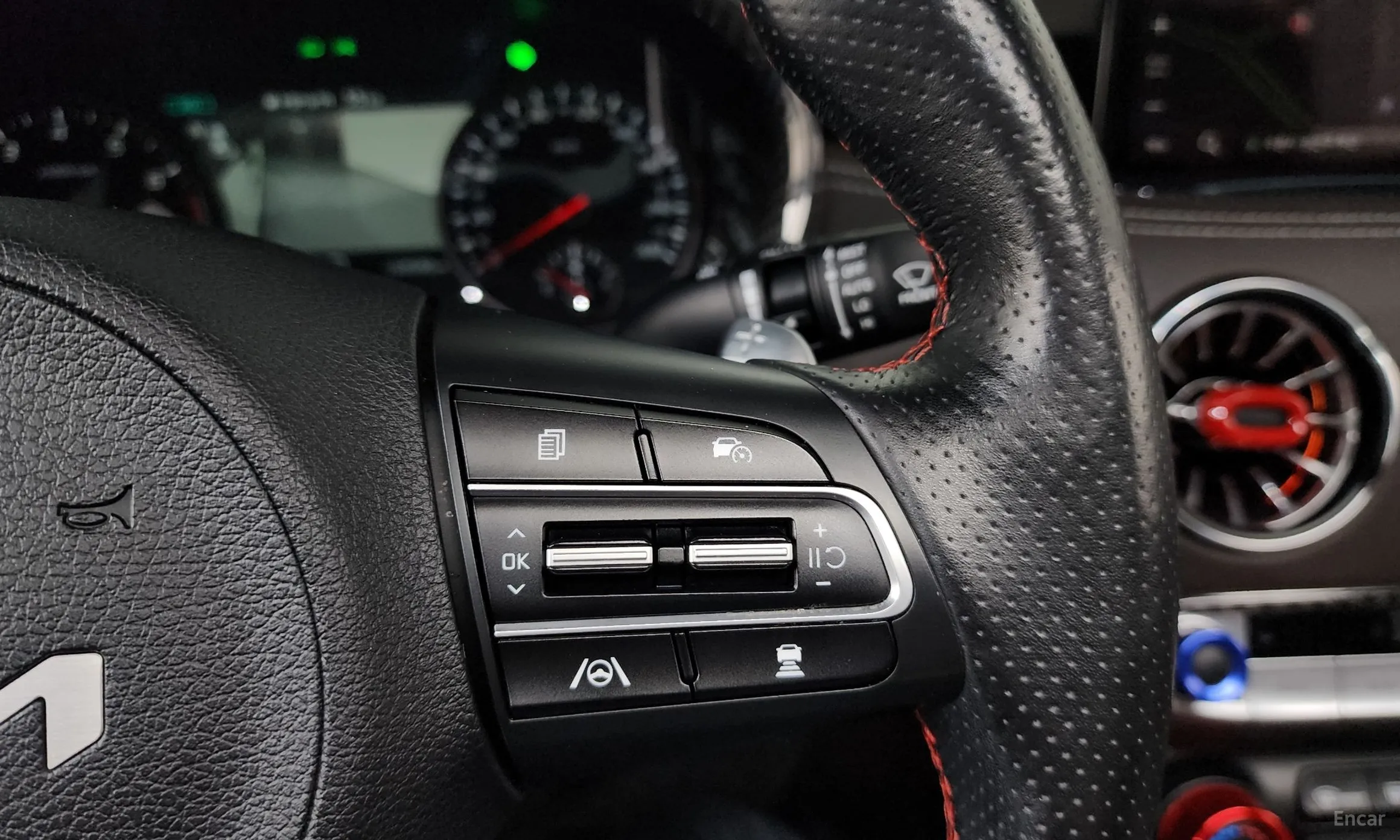 Kia Stinger Master превью 16