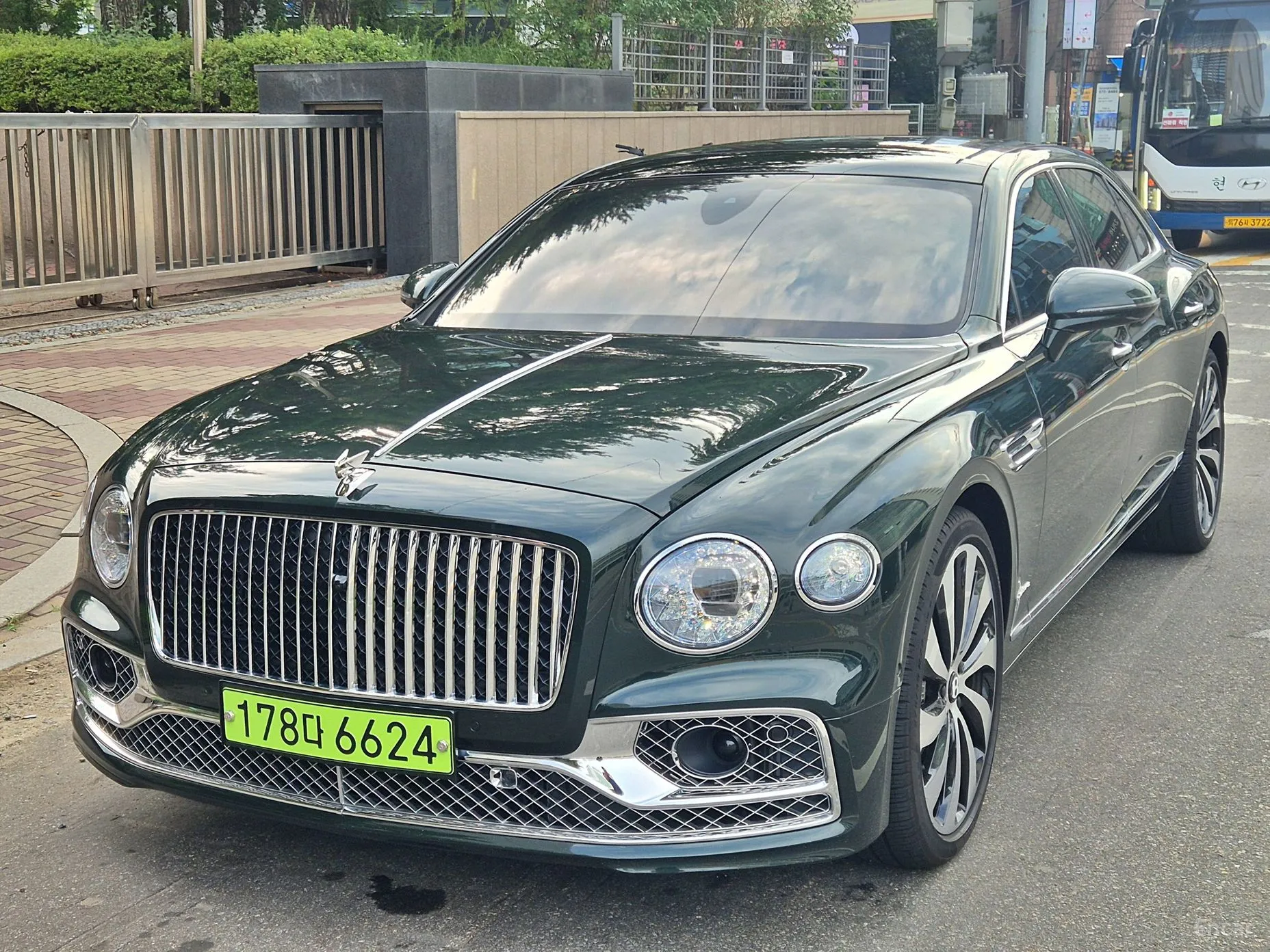 Bentley Flying Spur 3rd Generation