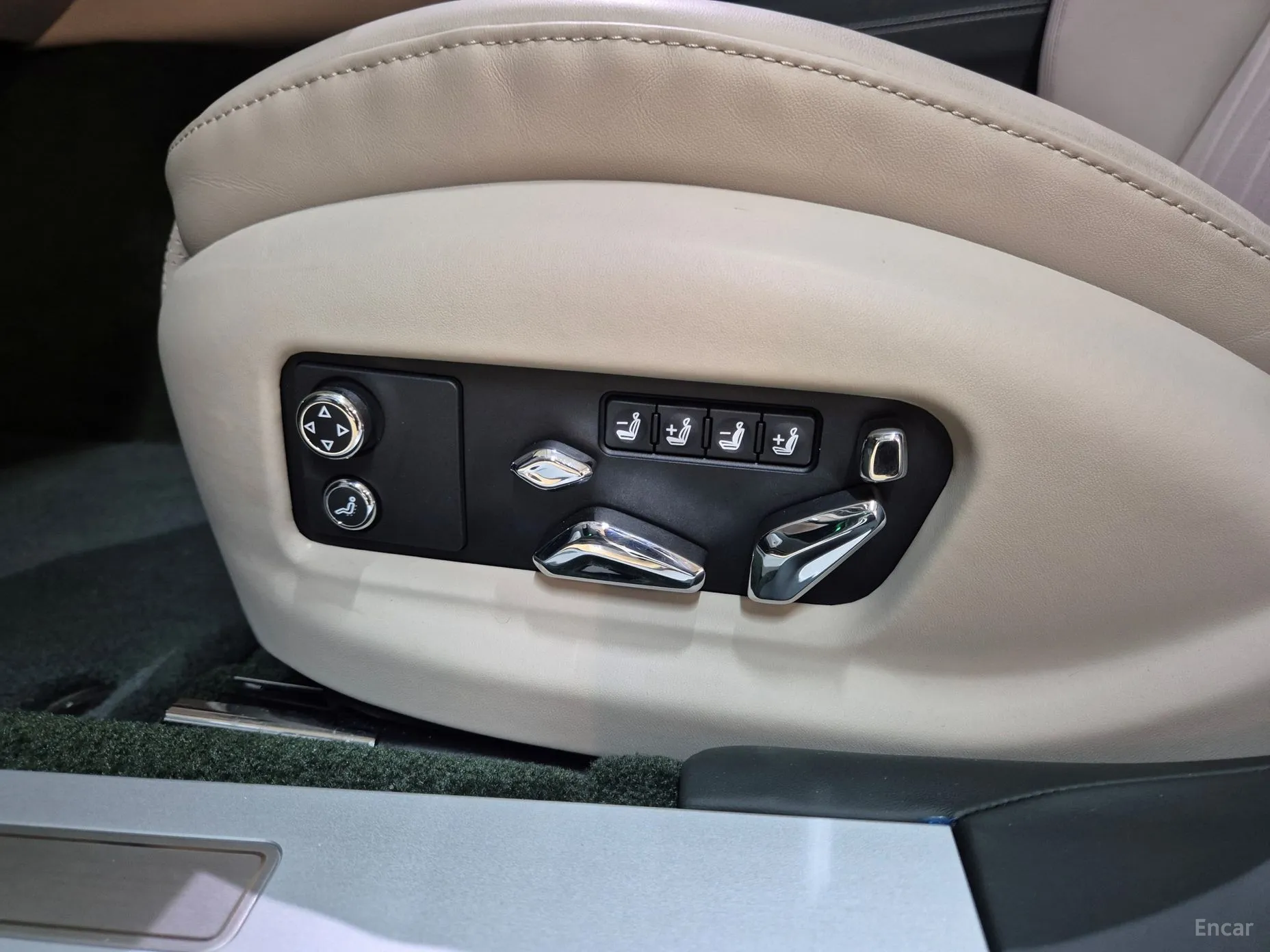 Bentley Flying Spur 3rd Generation превью 10