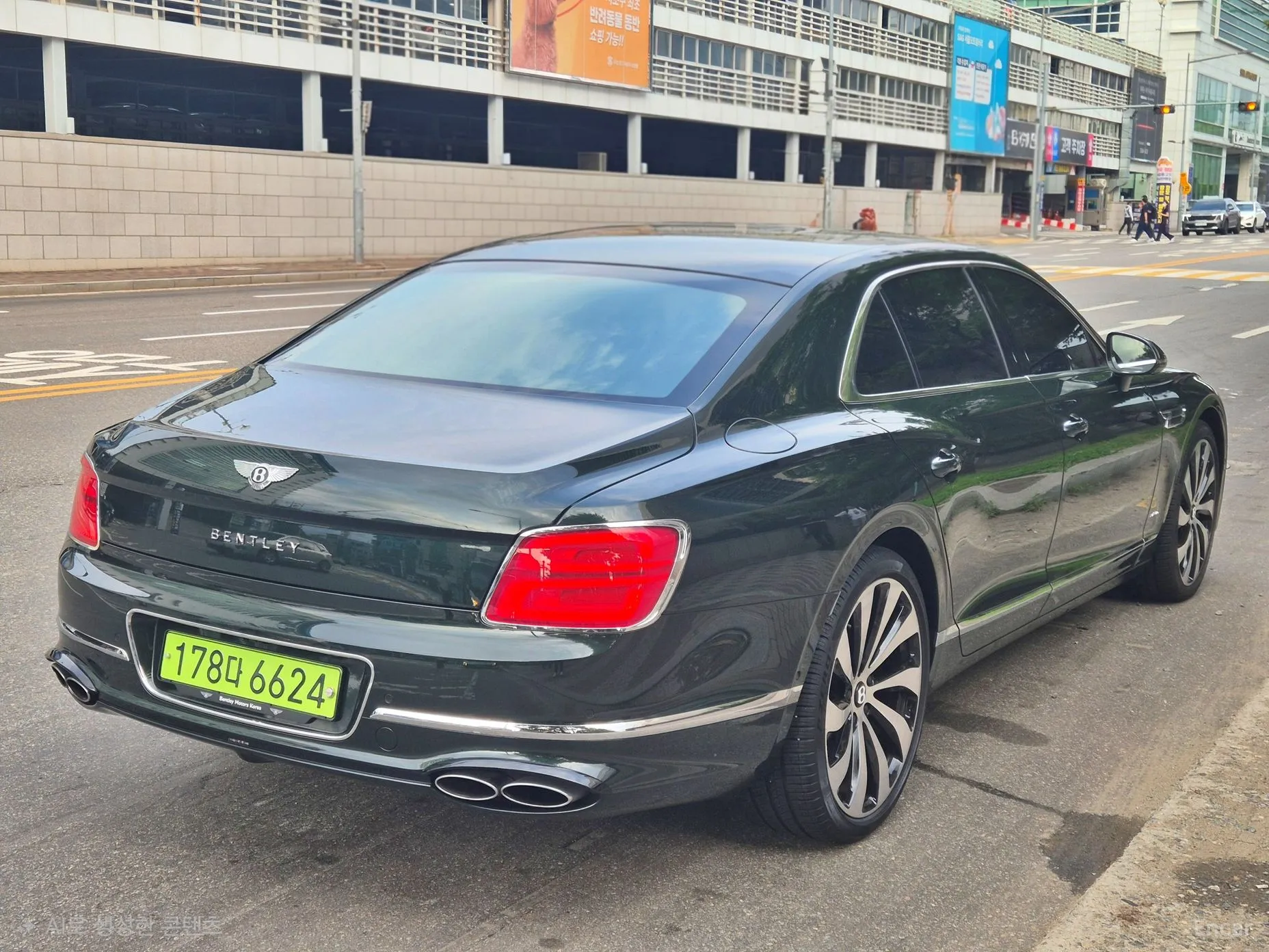 Bentley Flying Spur 3rd Generation превью 3