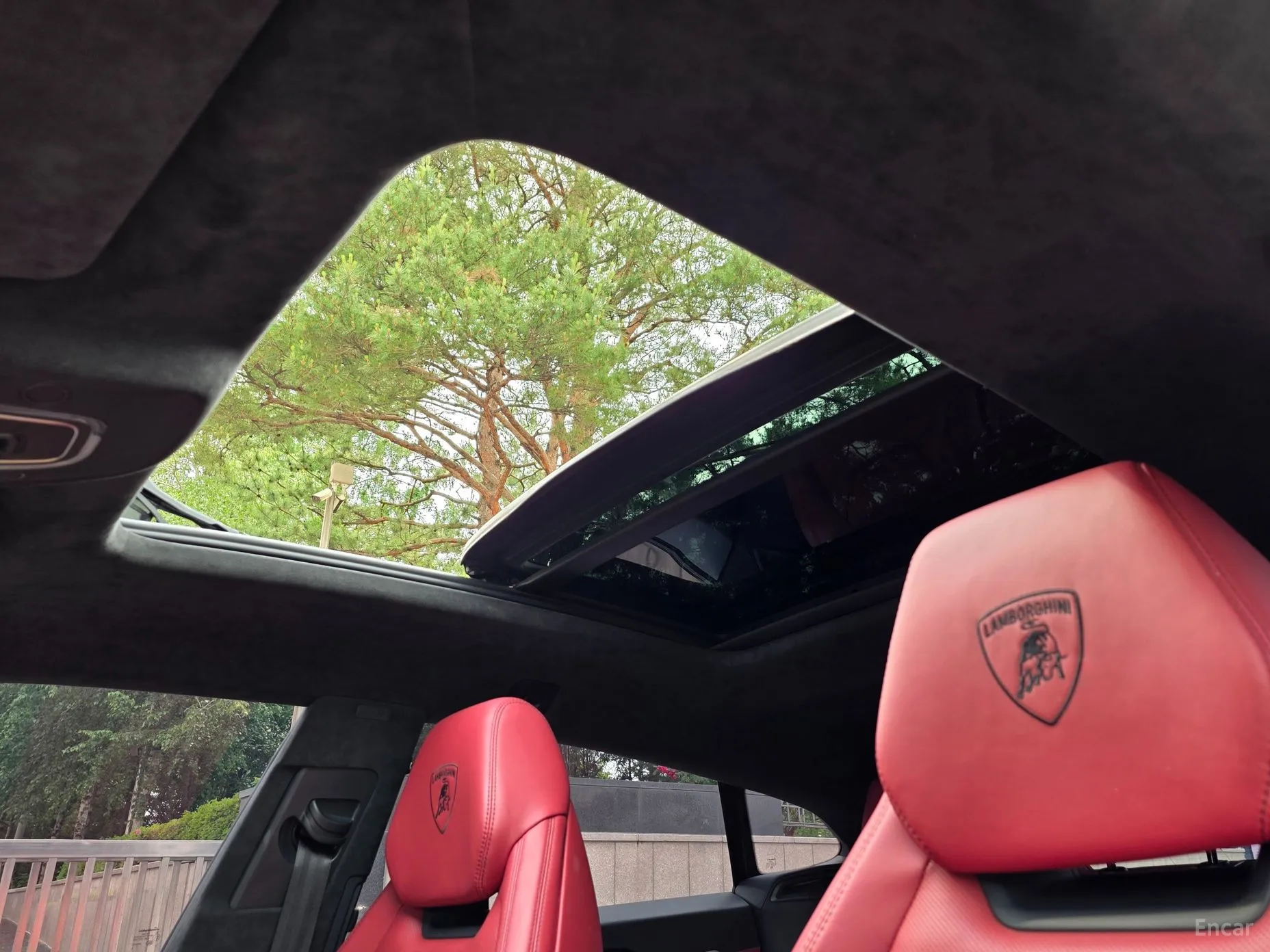 Lamborghini Urus превью 14