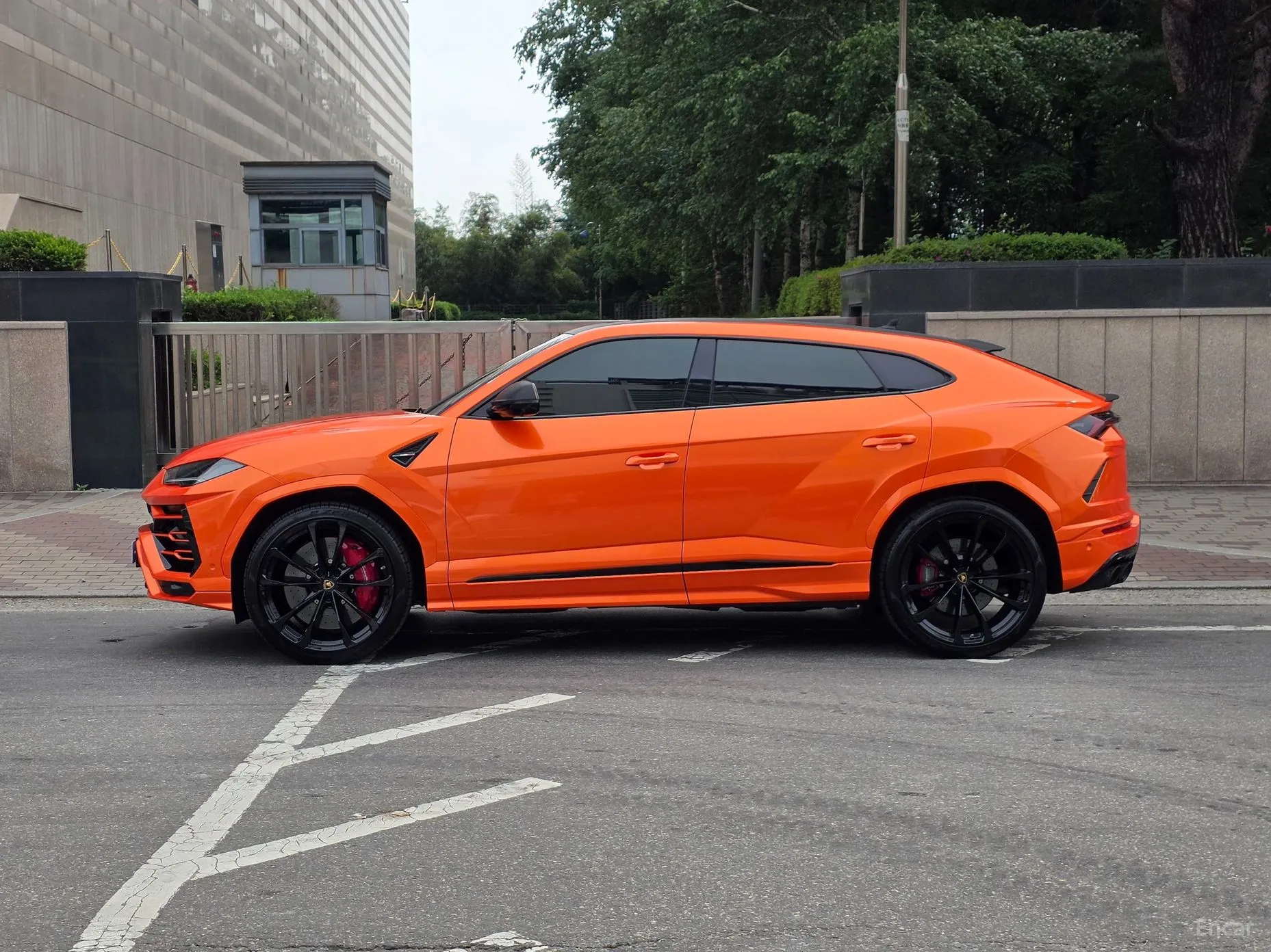 Lamborghini Urus превью 6