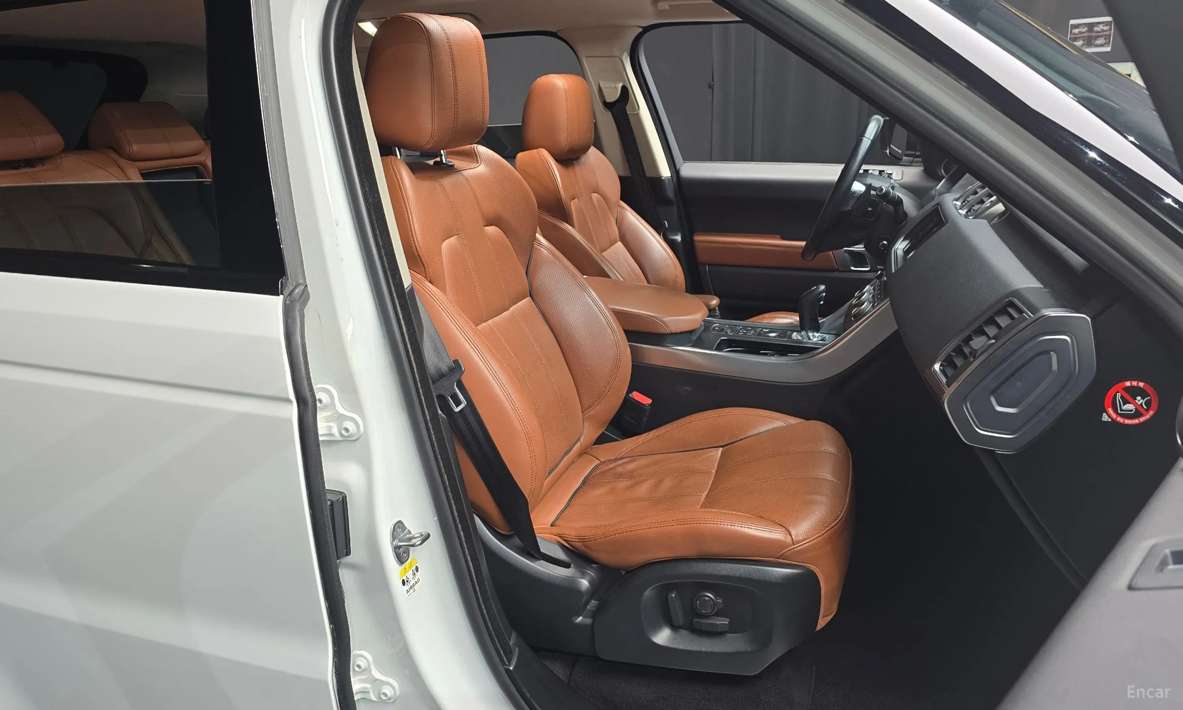 Land Rover Range Rover Sport 2nd Generation превью 12