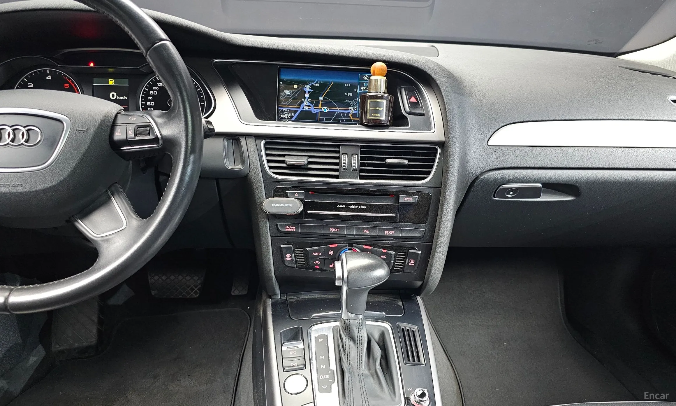 Audi New A4 превью 13