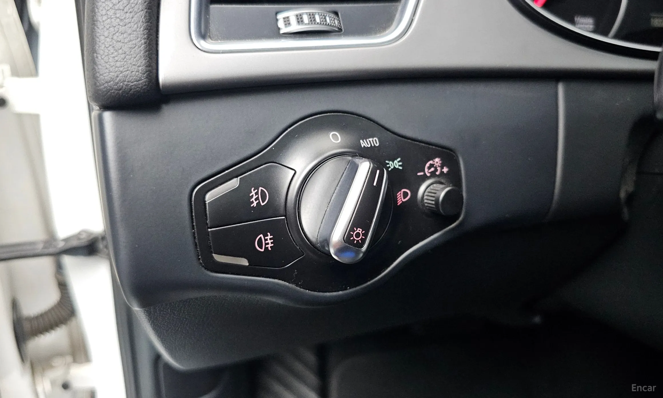 Audi New A4 превью 18