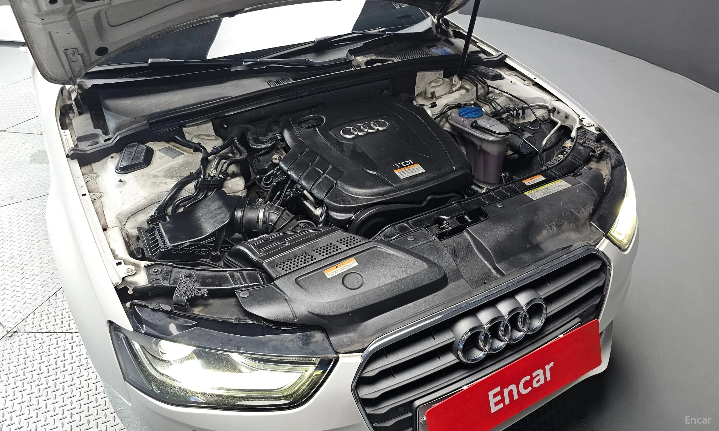 Audi New A4 превью 6