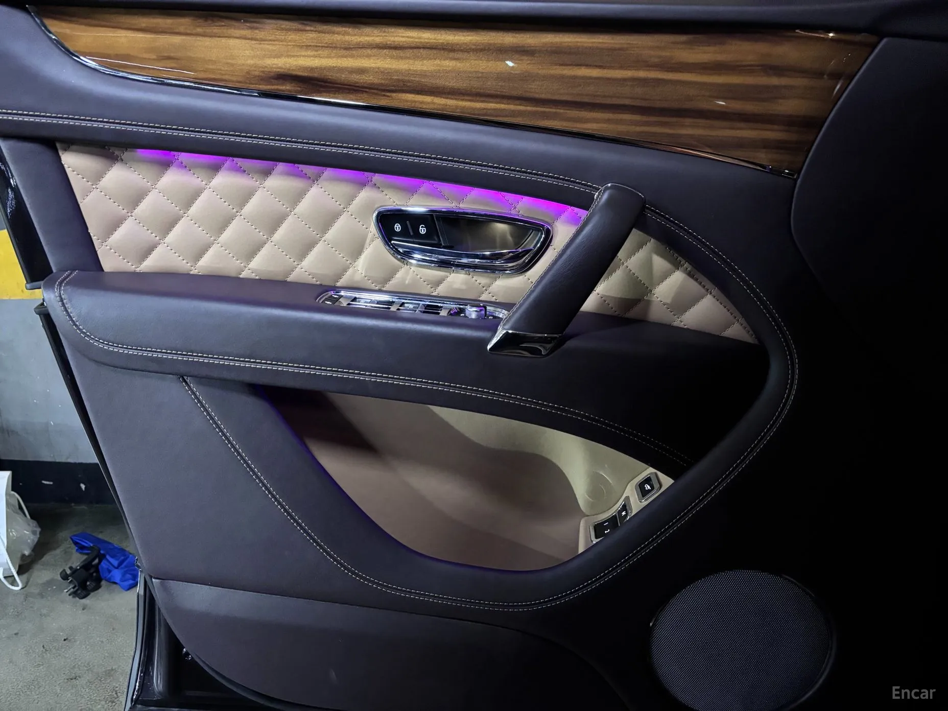Bentley Bentayga превью 14