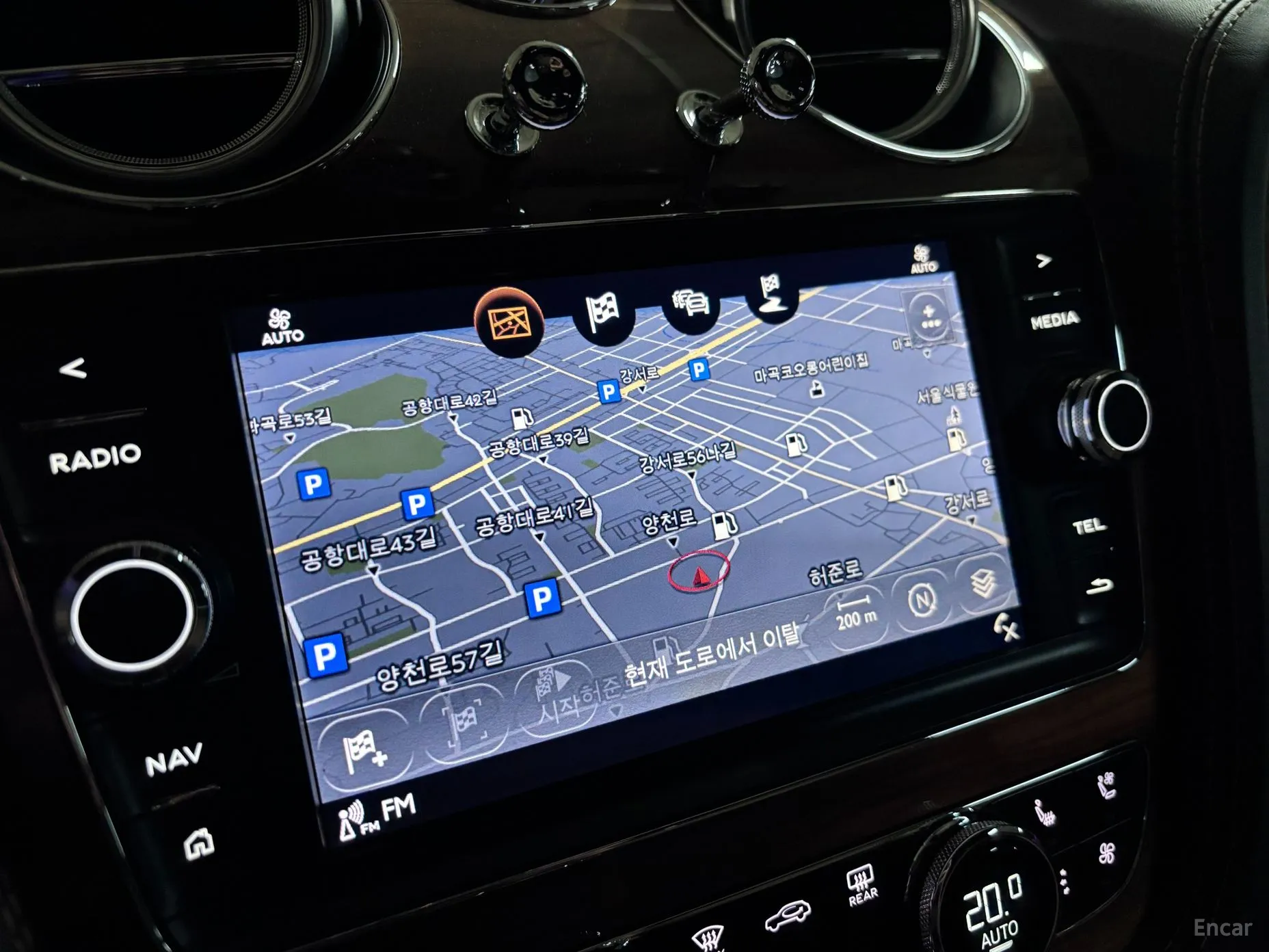 Bentley Bentayga превью 8