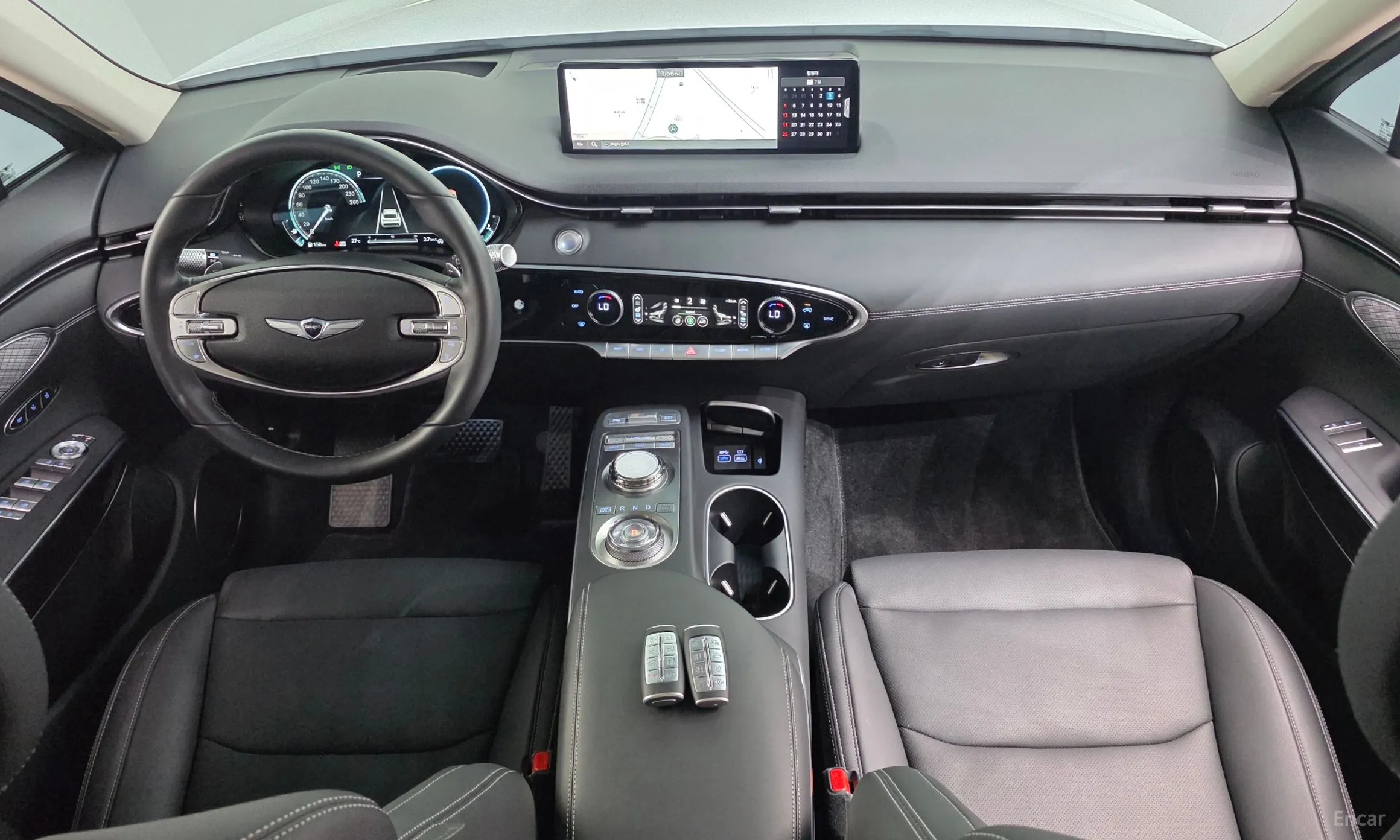 Genesis GV70 превью 7