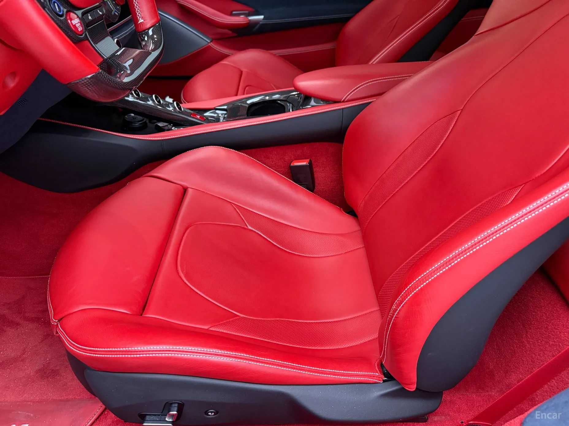 Ferrari Portofino превью 14