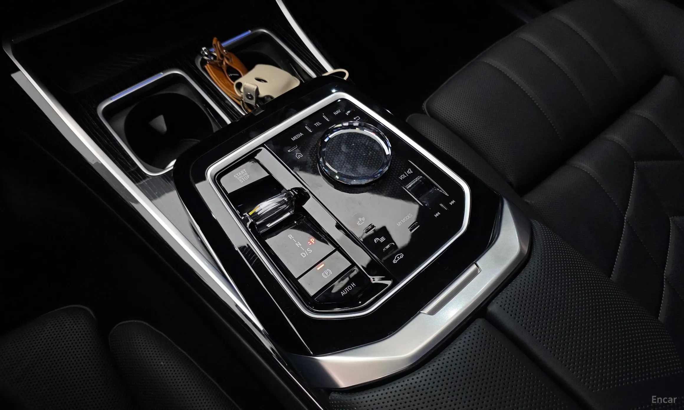 BMW 7 Series (G70) превью 9