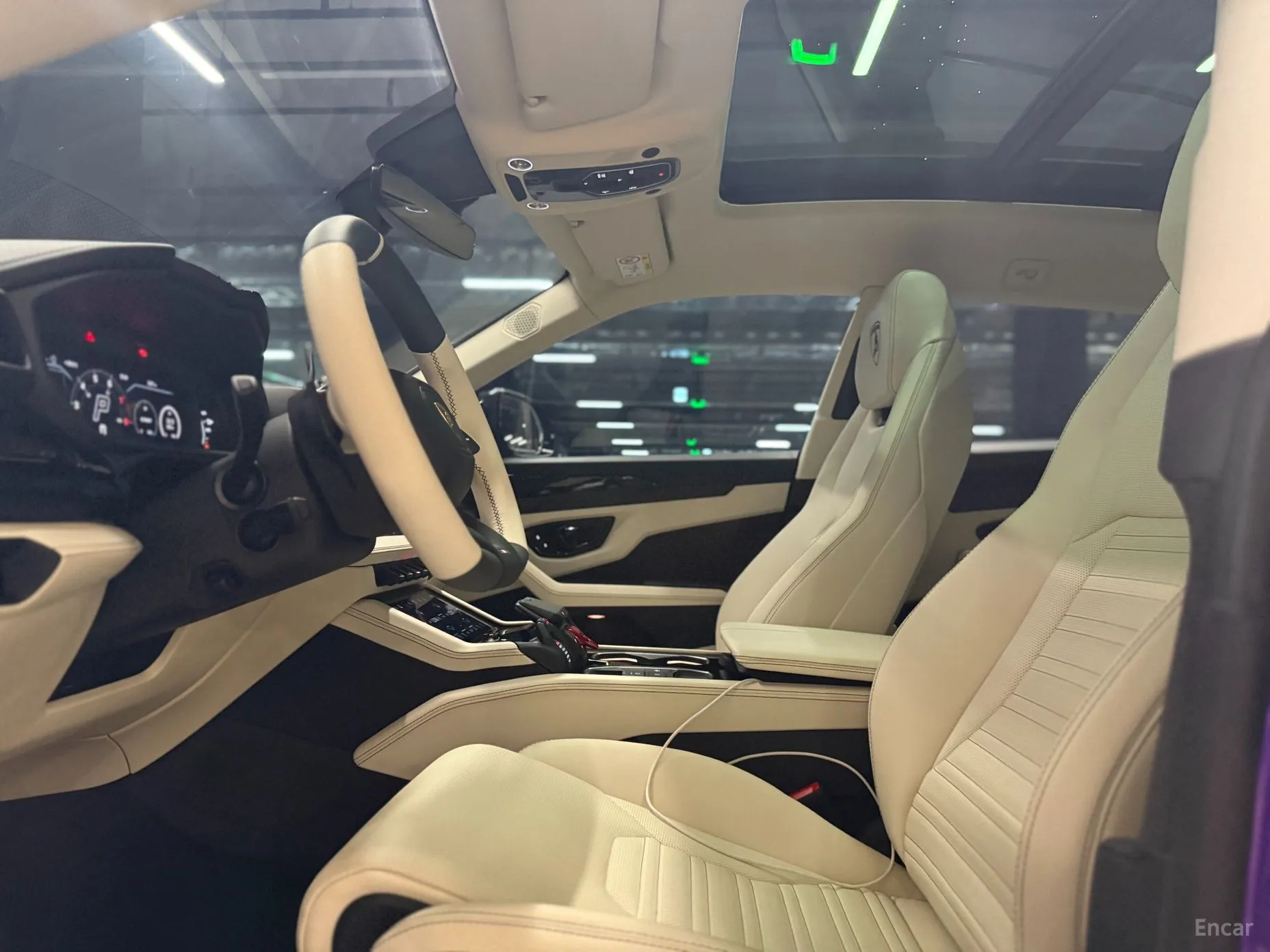 Lamborghini Urus превью 12