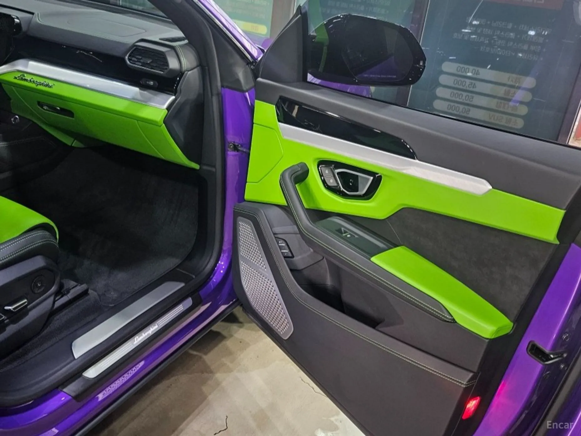 Lamborghini Urus превью 12