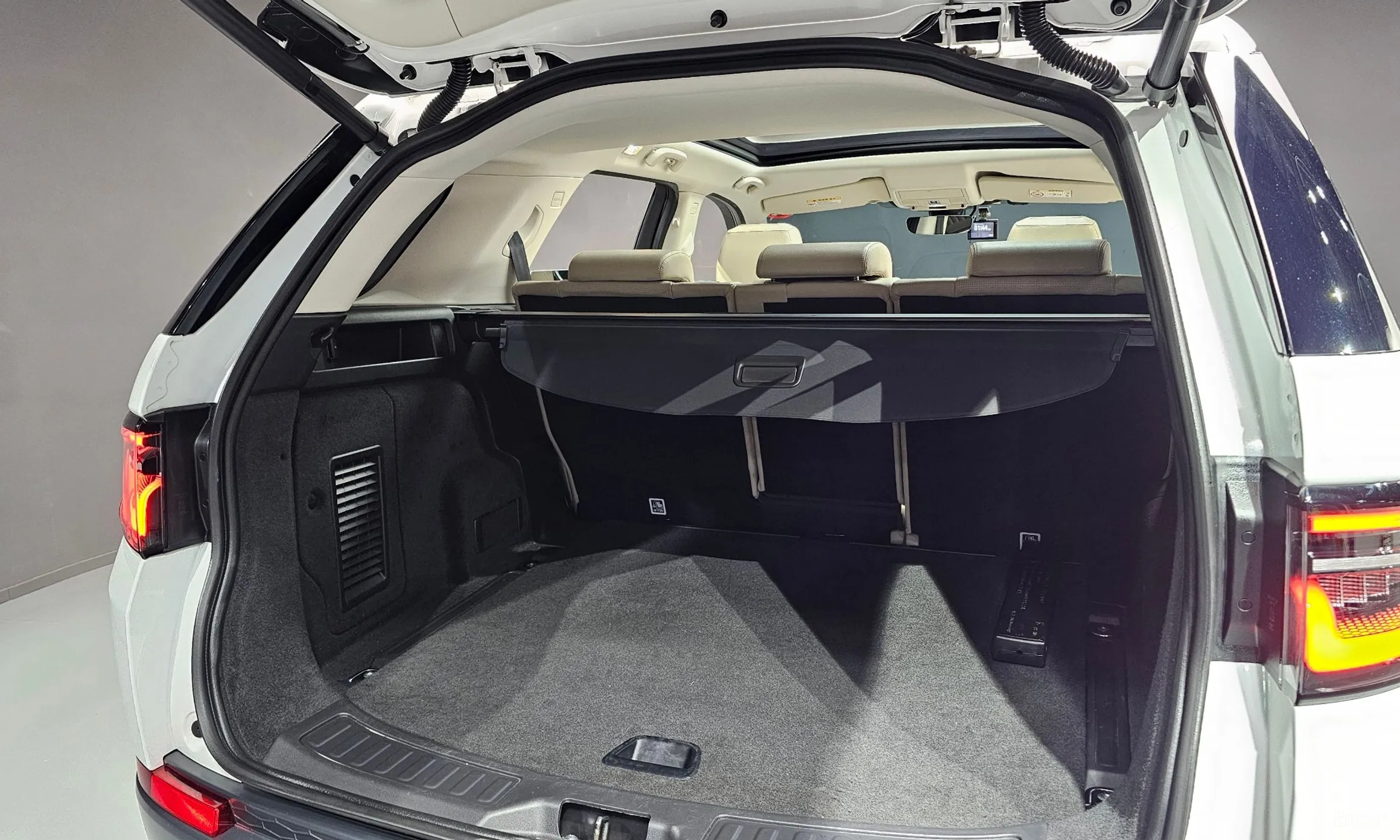 Land Rover Discovery Sports превью 18