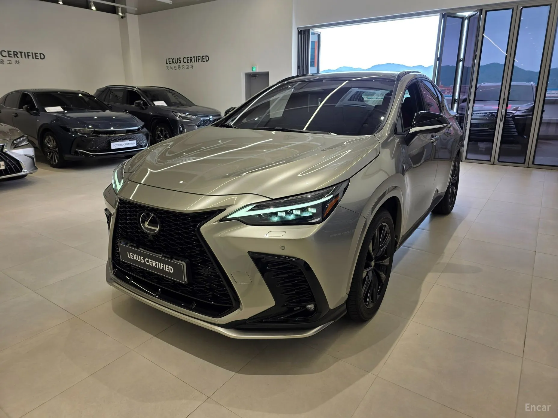 Lexus NX450h + 2nd Gen