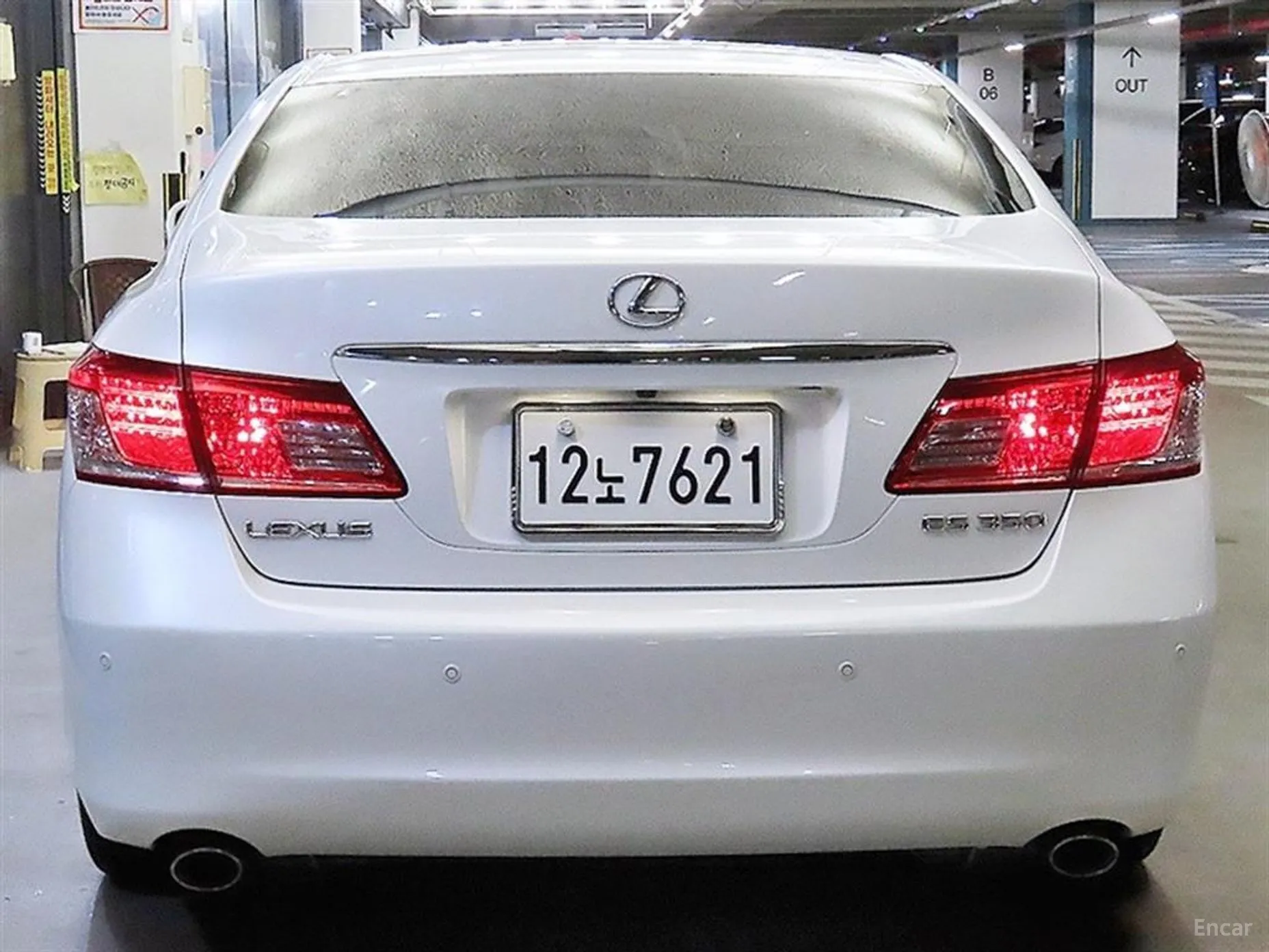 Lexus ES350 превью 15