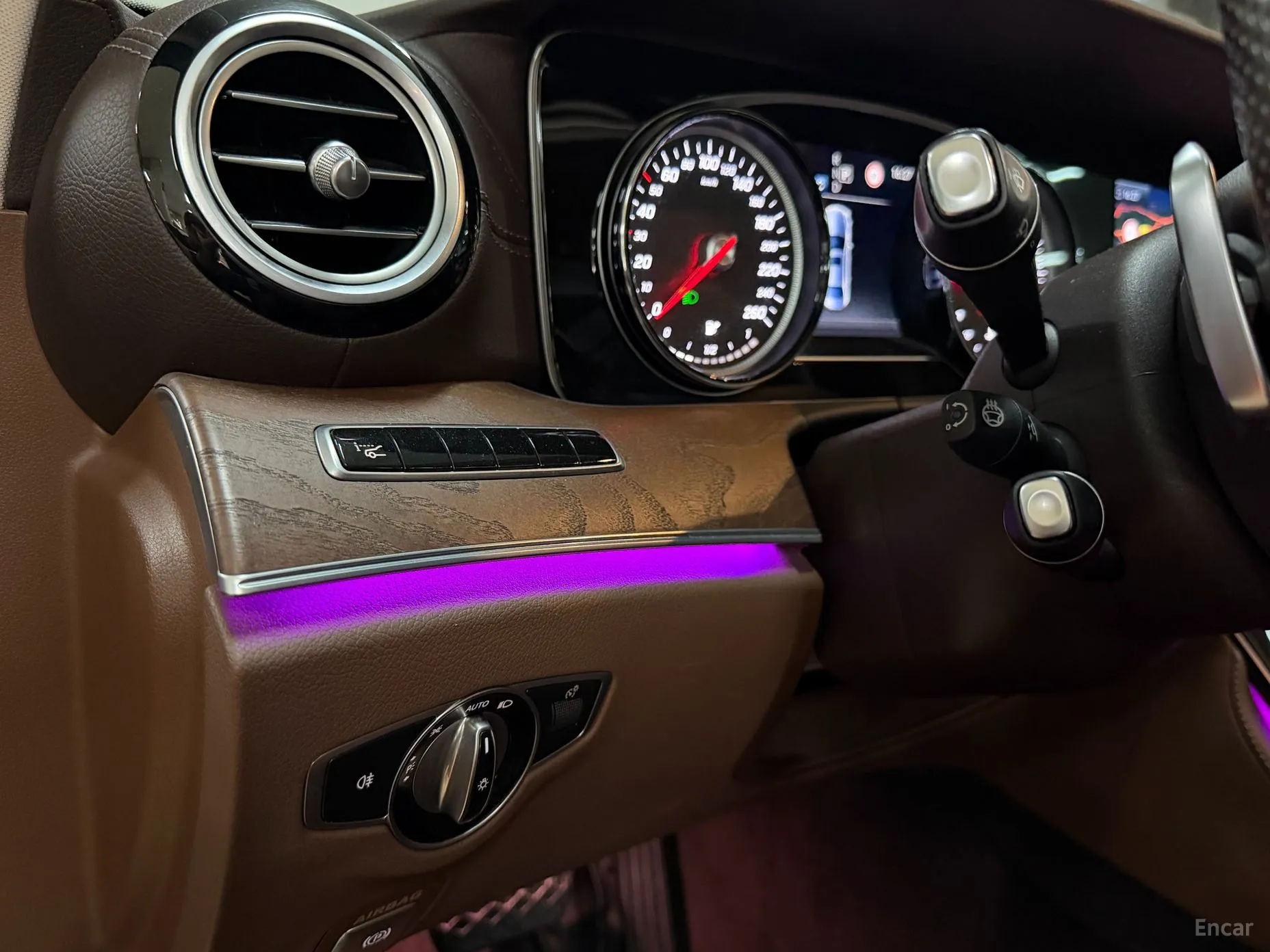 Mercedes Benz E-Class W213 превью 13