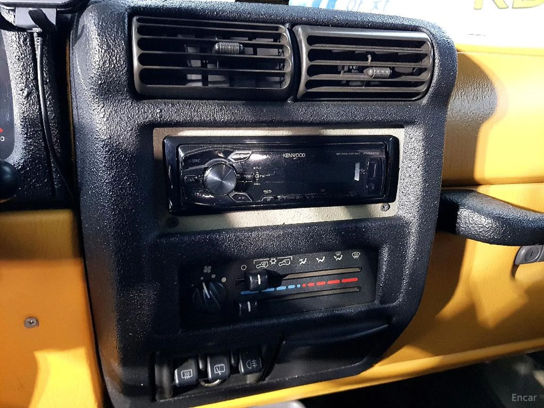 Jeep Wrangler (TJ) превью 16