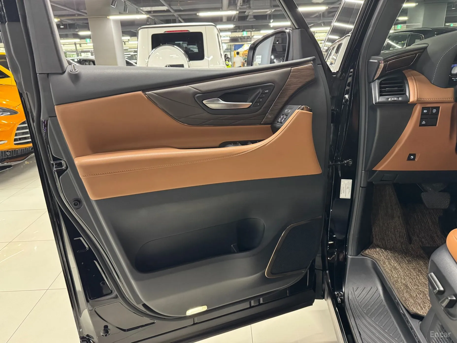 Toyota Alphard 4th Generation превью 6