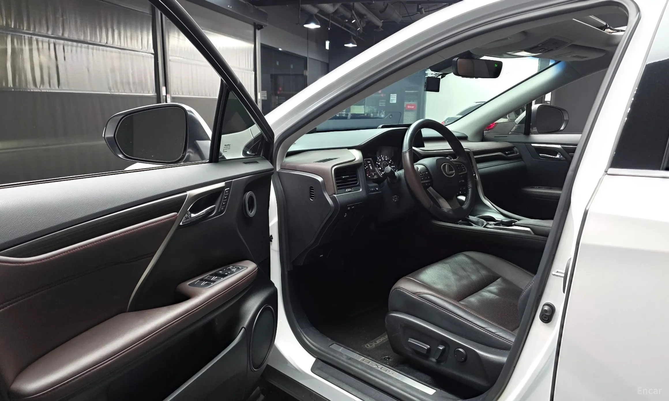 Lexus RX350 4th Generation превью 10