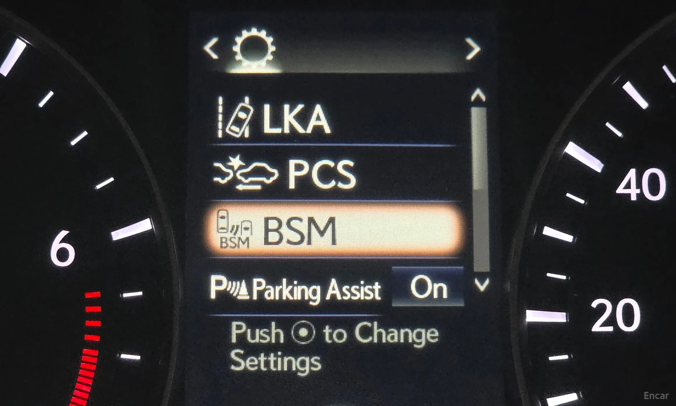 Lexus RX350 4th Generation превью 17