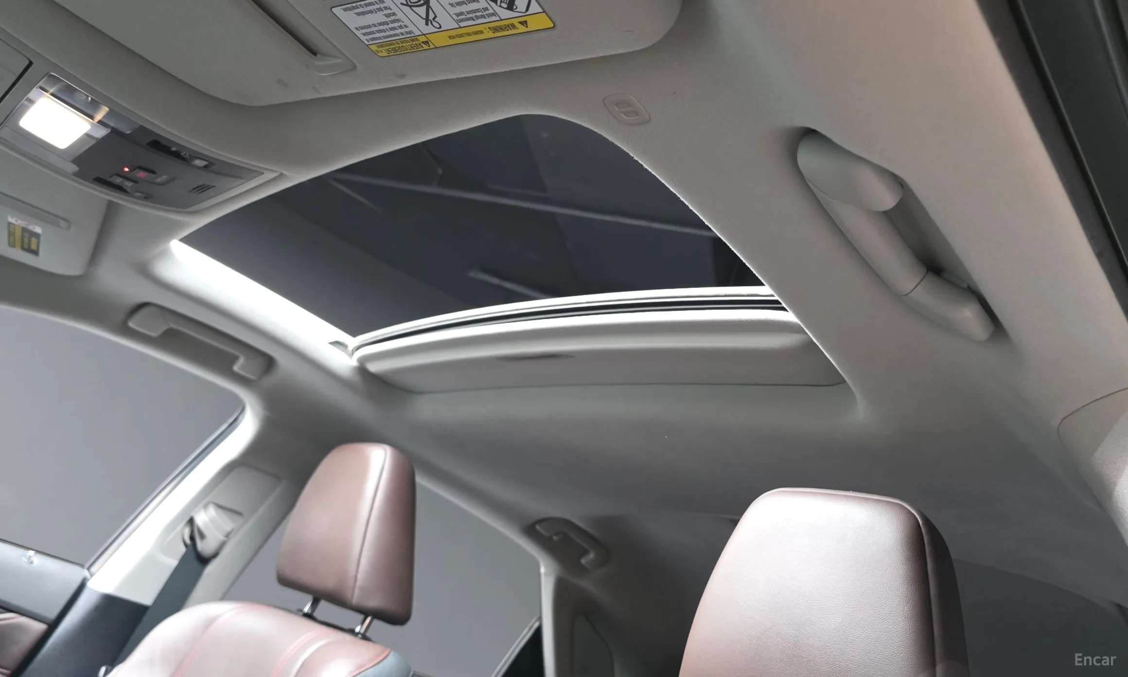 Lexus RX350 4th Generation превью 19