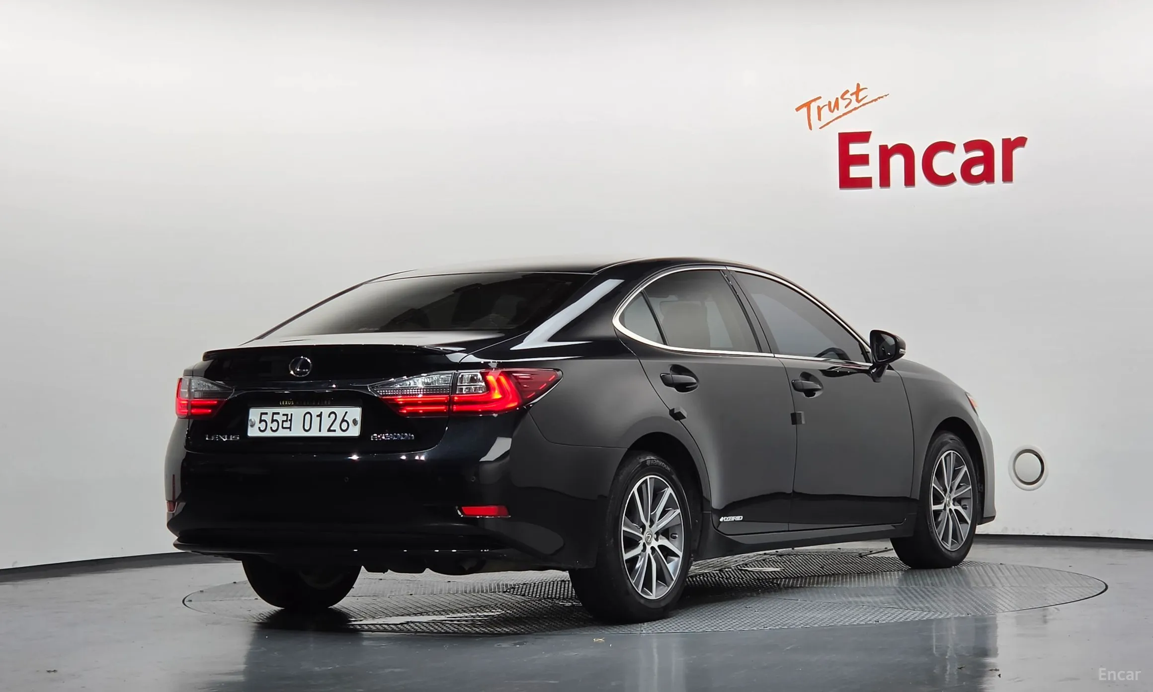 Lexus New ES300h превью 2