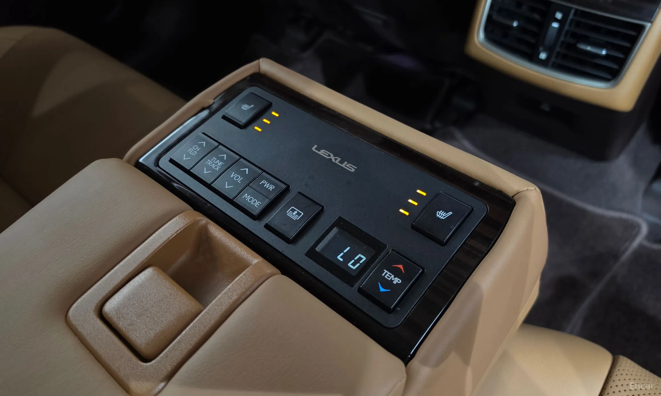 Lexus New ES300h превью 18