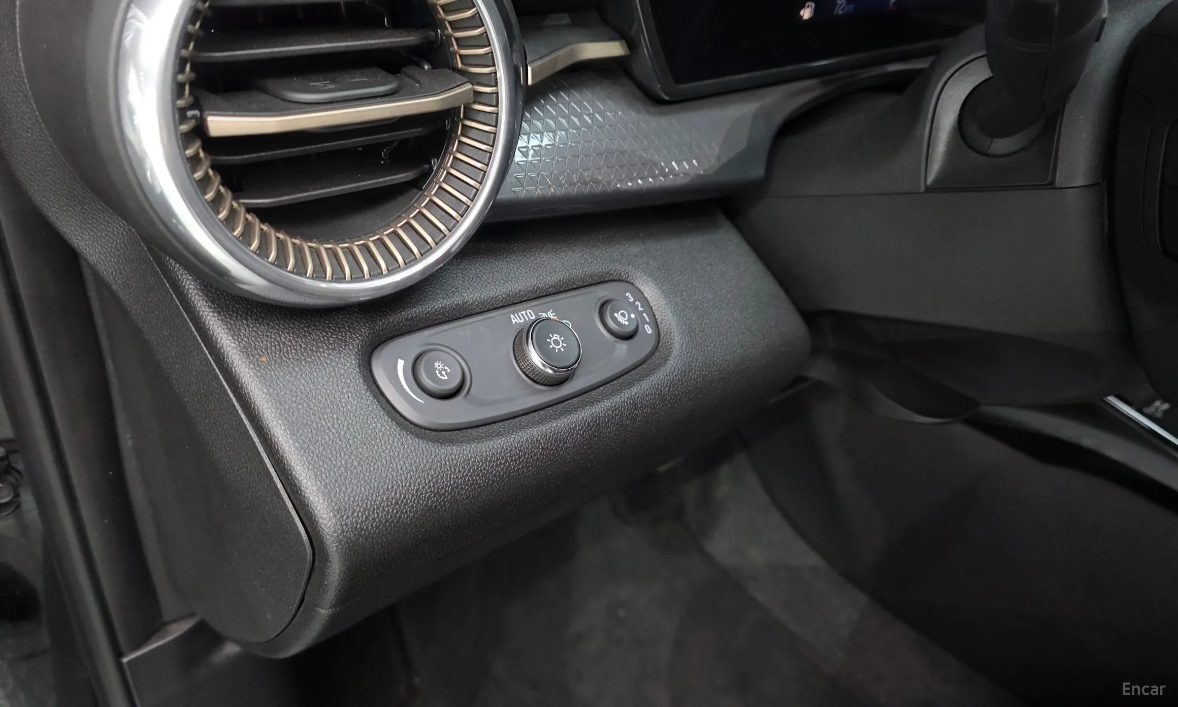Chevrolet (GM Daewoo) Trax Crossover превью 15