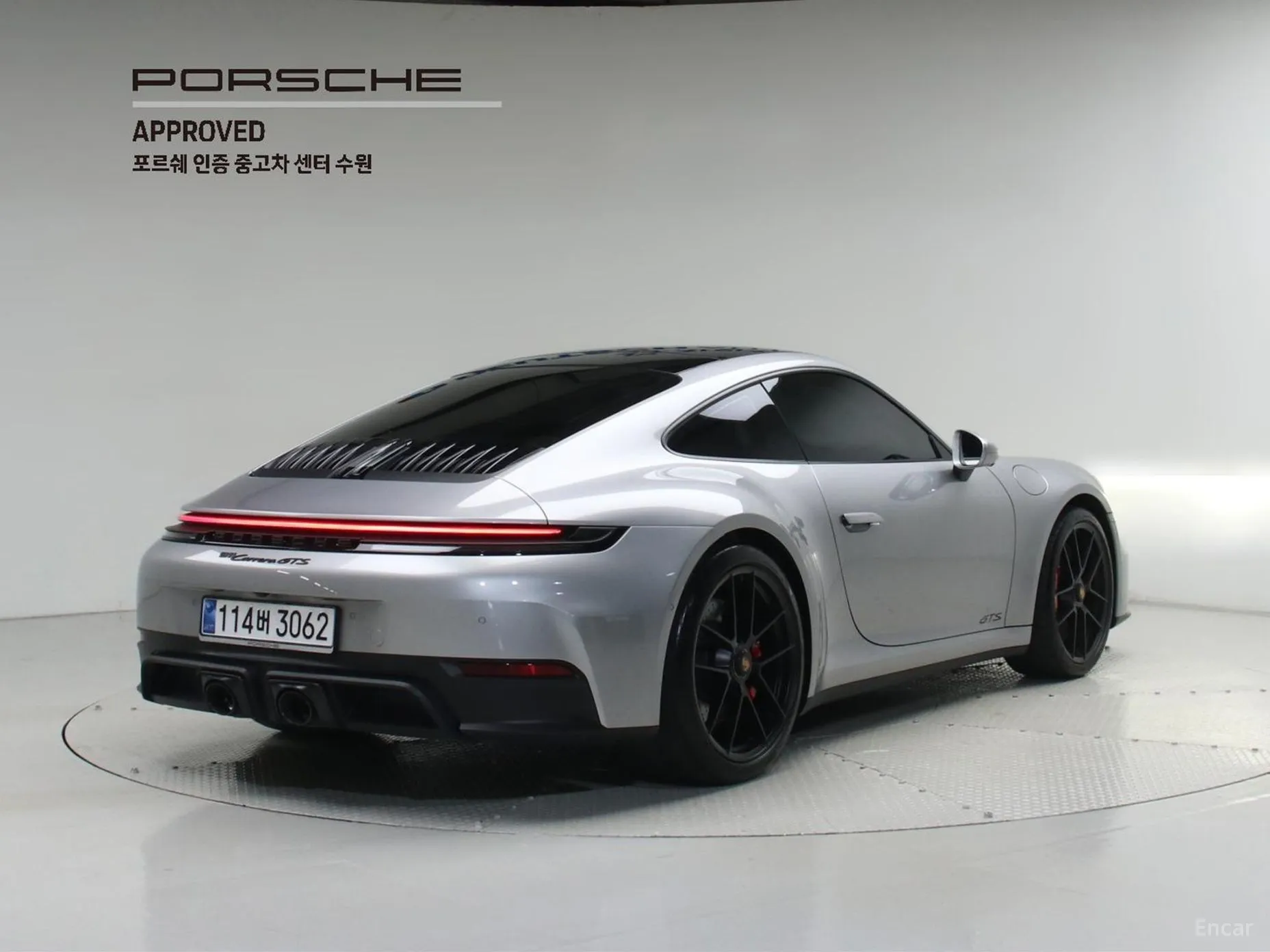 Porsche 911 (992)