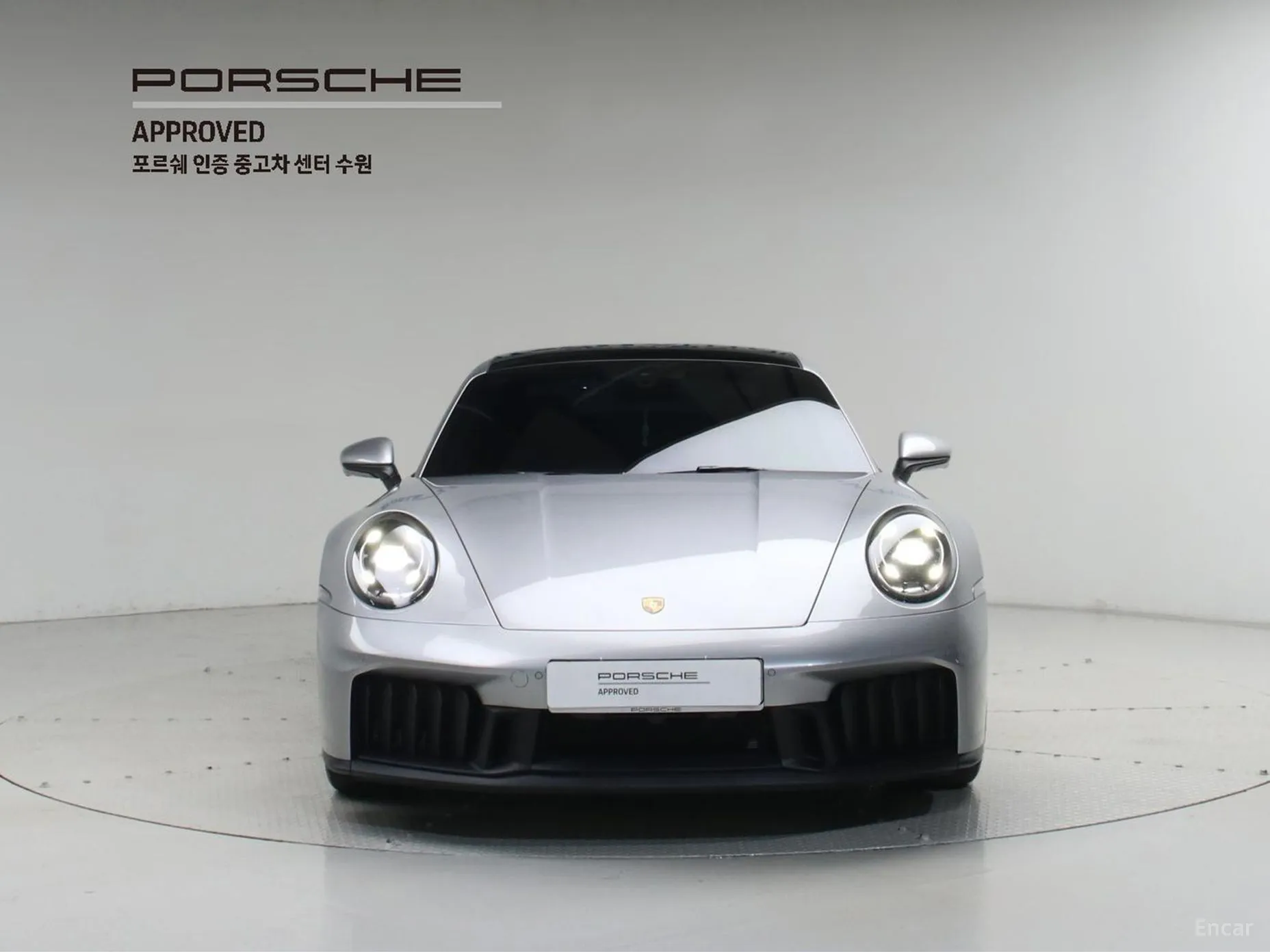 Porsche 911 (992) превью 3