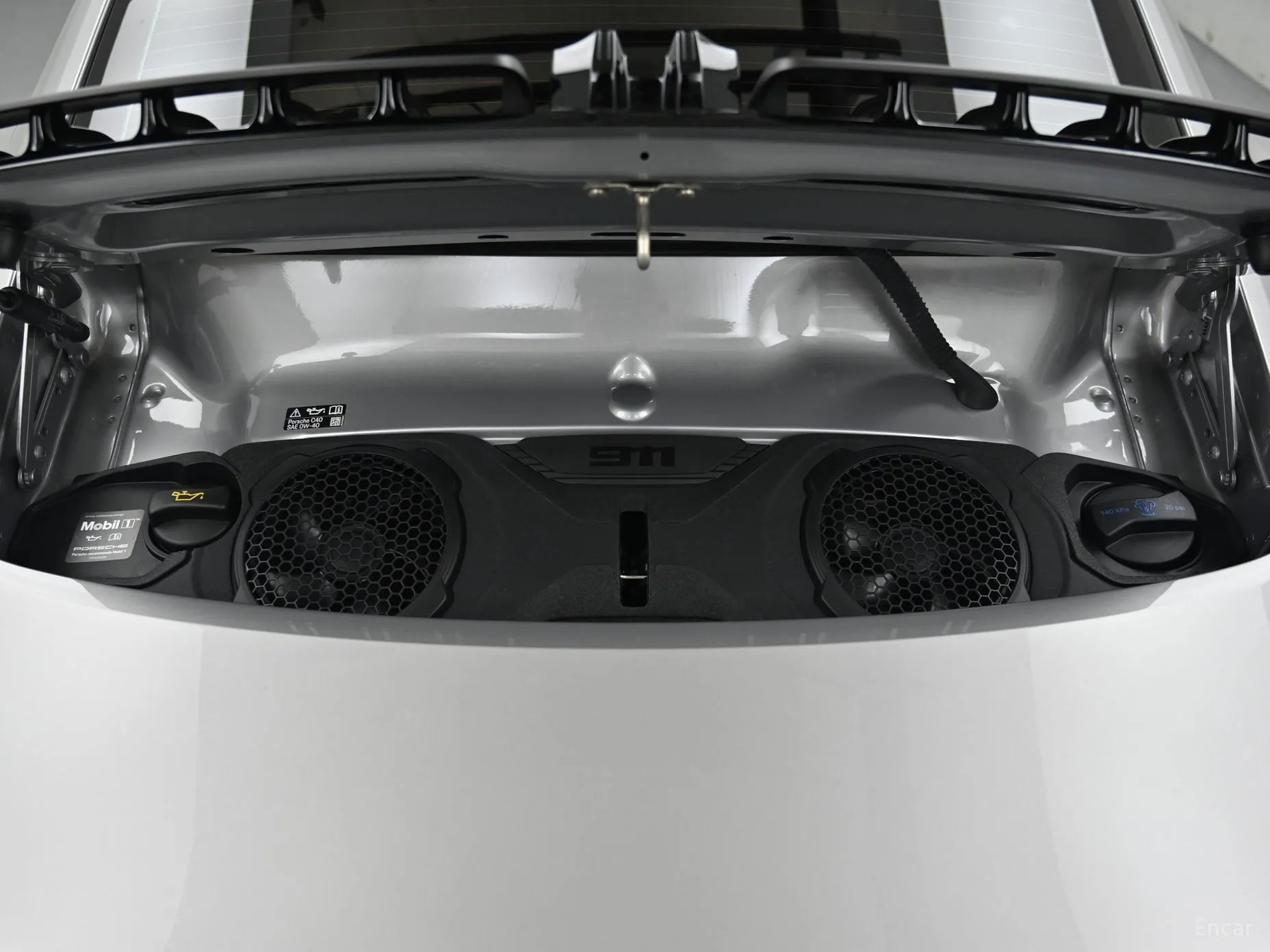 Porsche 911 (992) превью 6