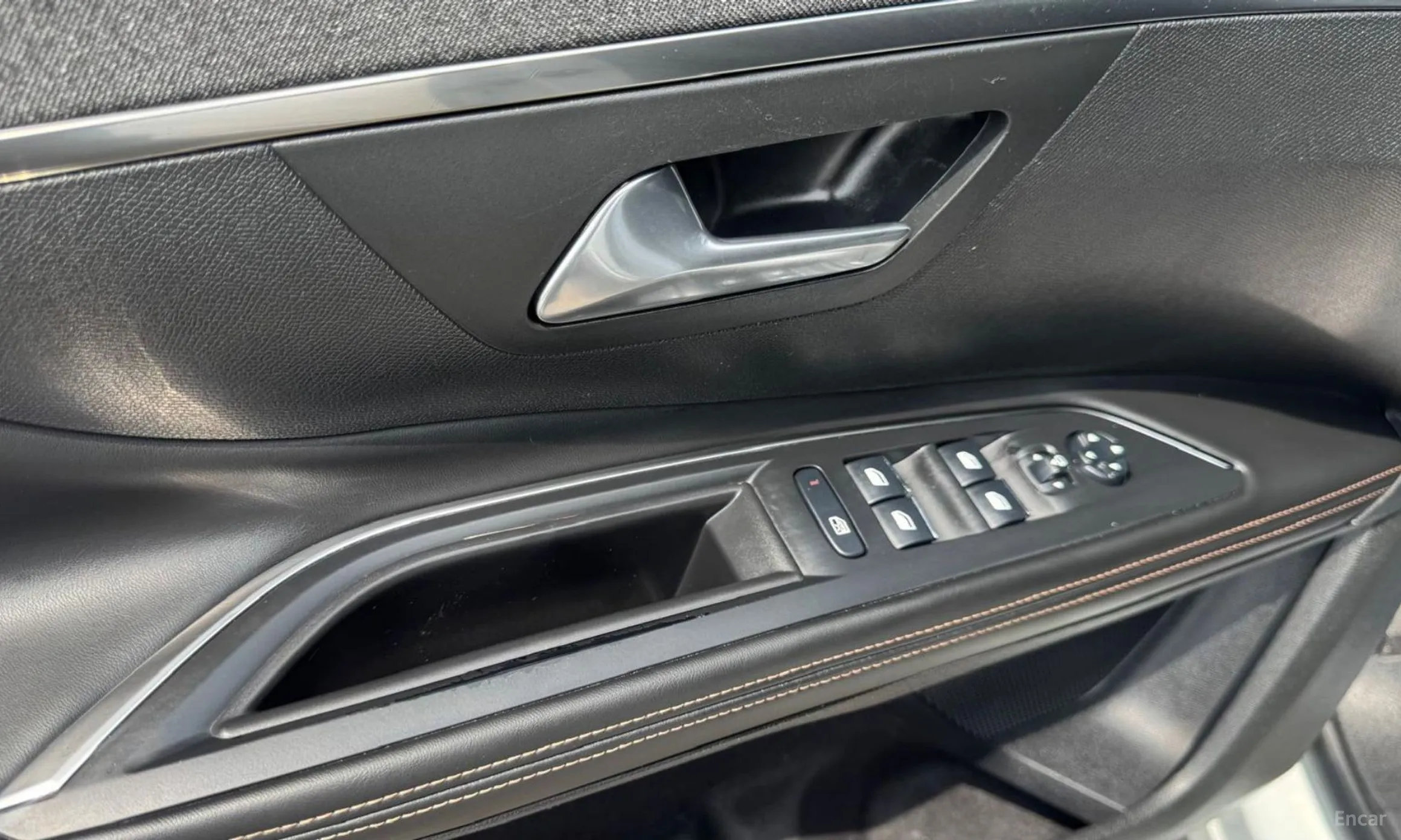 Peugeot 5008 2nd generation превью 15